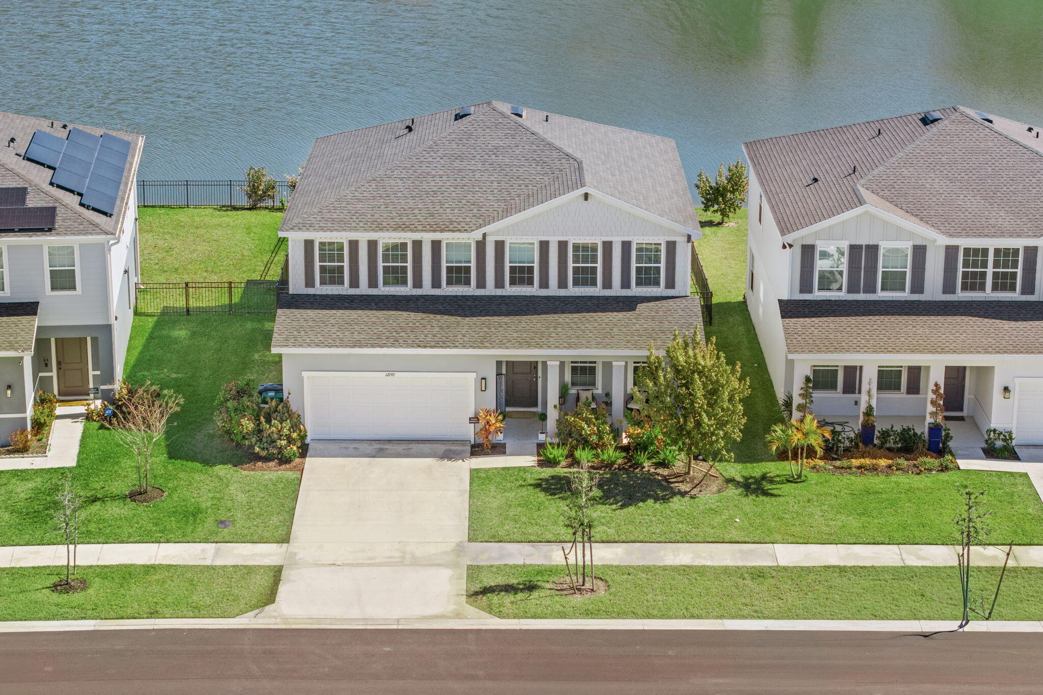 Foto de propiedad en 12297 SW Forli Way, Port St. Lucie, FL 34987 Port St. Lucie con MLS# 
