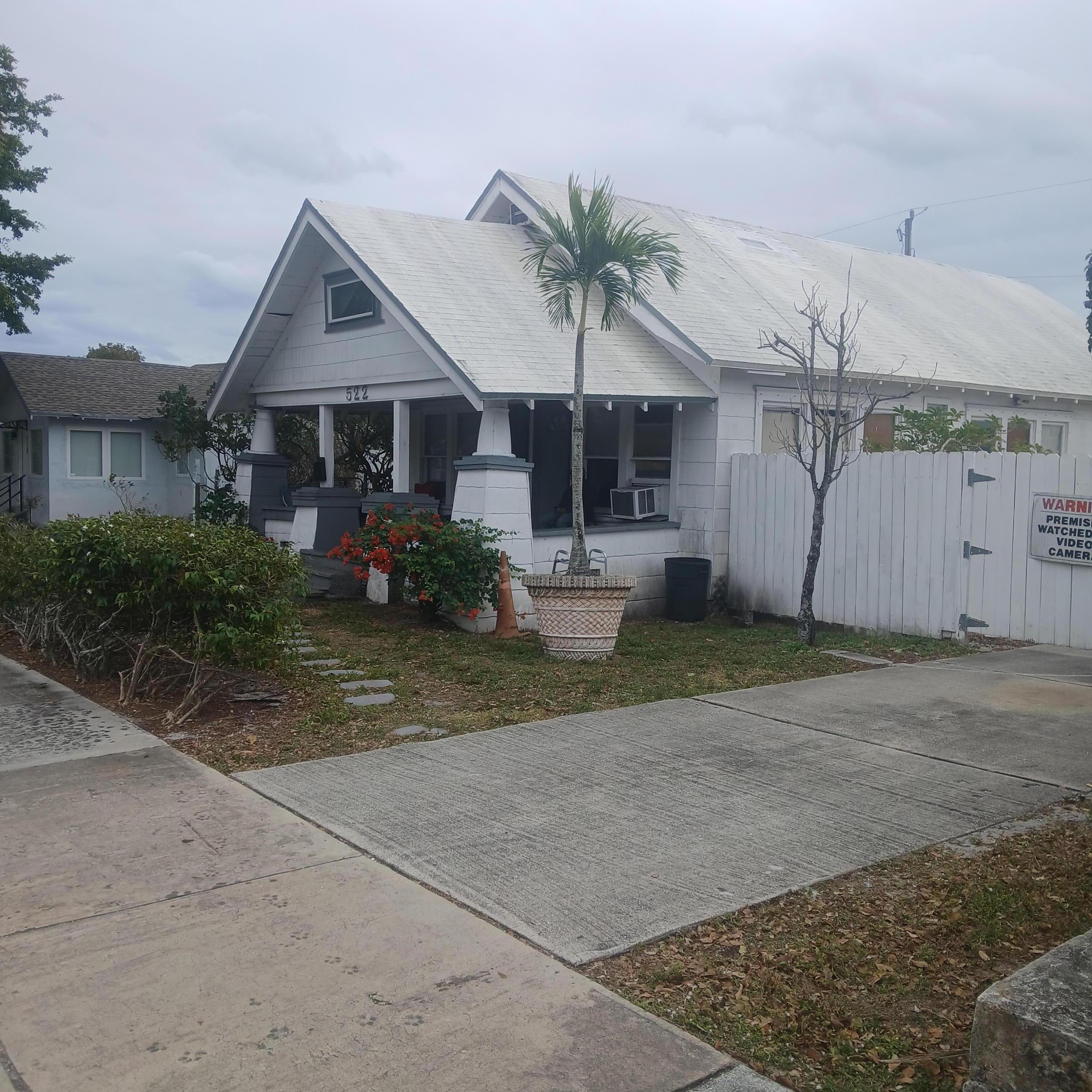 Foto de propiedad en 522 49th Street, West Palm Beach, FL 33407 West Palm Beach con MLS# 