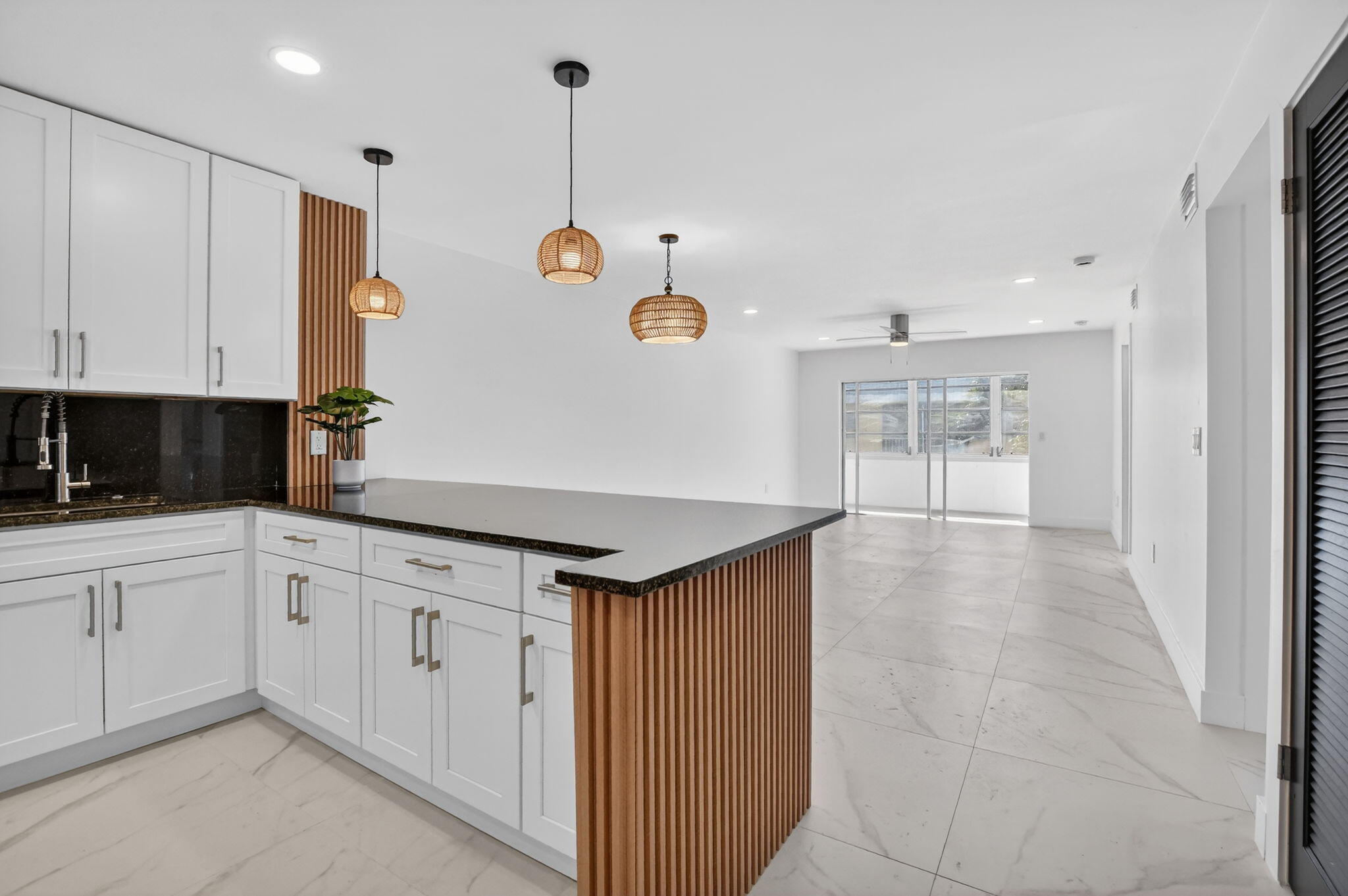 Foto de propiedad en 9780 Marina Boulevard 425, Boca Raton, FL 33428 Boca Raton con MLS# 