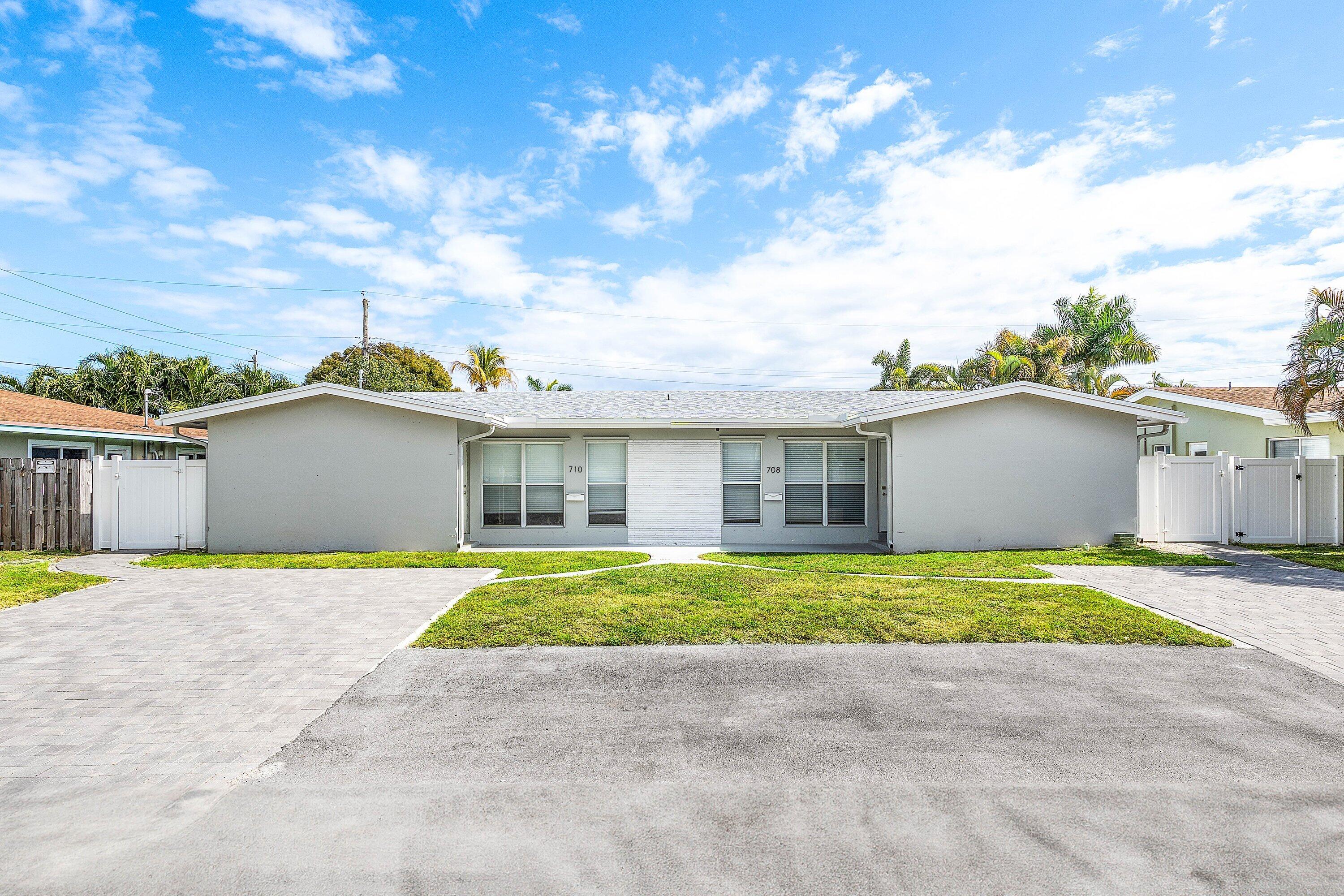 Foto de propiedad en 708-710 NE 23rd Avenue, Pompano Beach, FL 33062 Pompano Beach con MLS# 