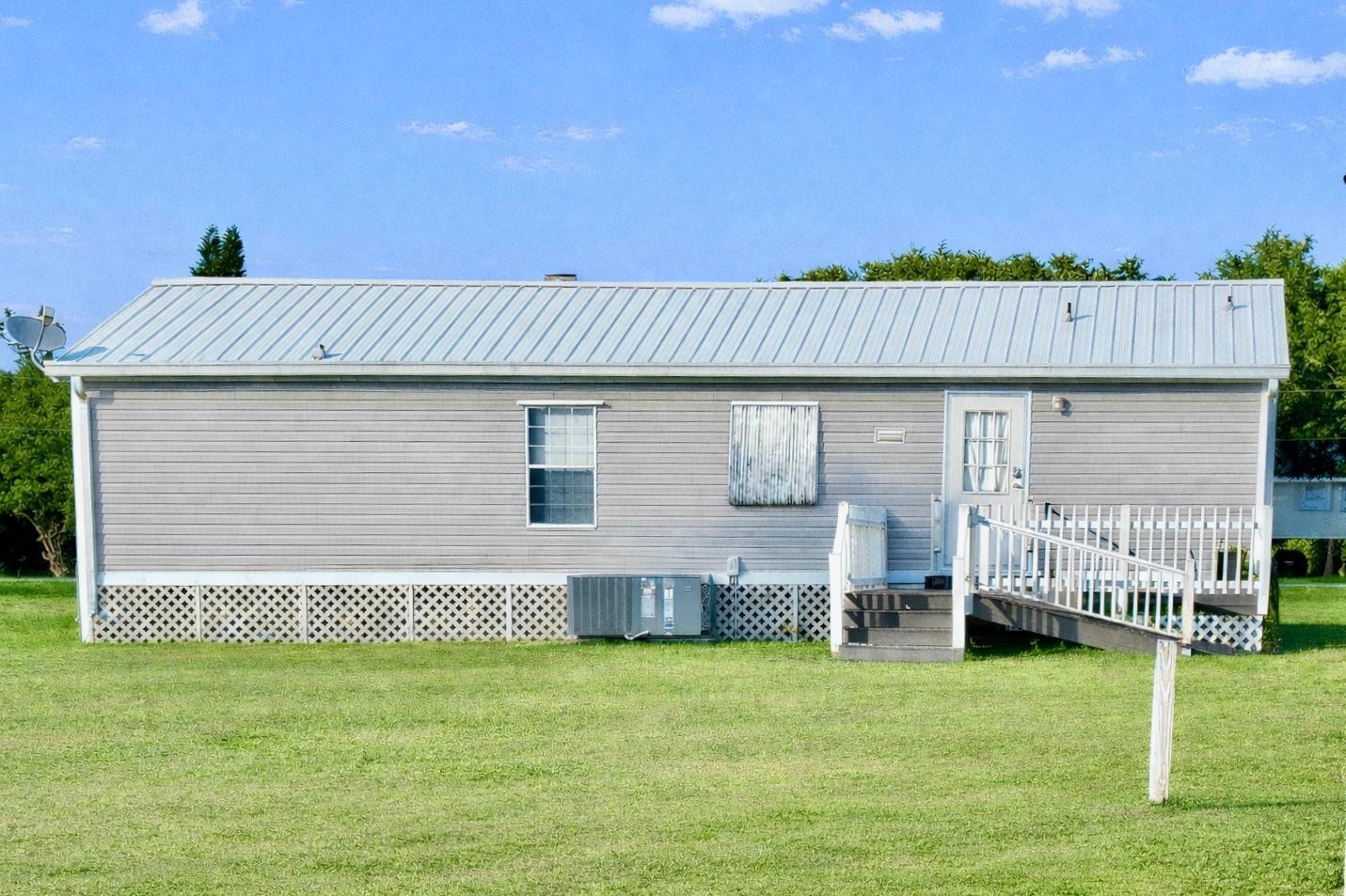Foto de propiedad en 19720 NW 94th Drive, Okeechobee, FL 34972 Okeechobee con MLS# 