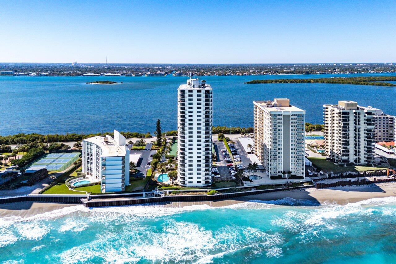 Foto de propiedad en 5420 N Ocean Drive 1605, Singer Island, FL 33404 Singer Island con MLS# 