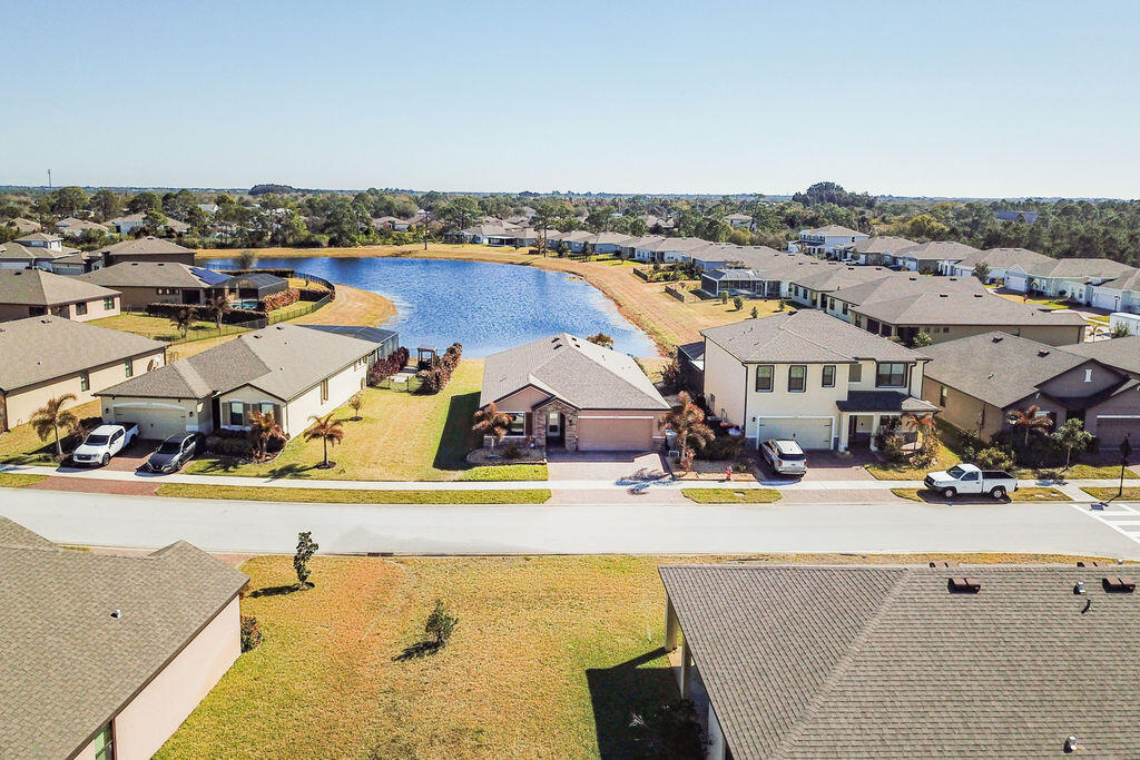 Foto de propiedad en 6560 Canterbridge Drive, Vero Beach, FL 32967 Vero Beach con MLS# 