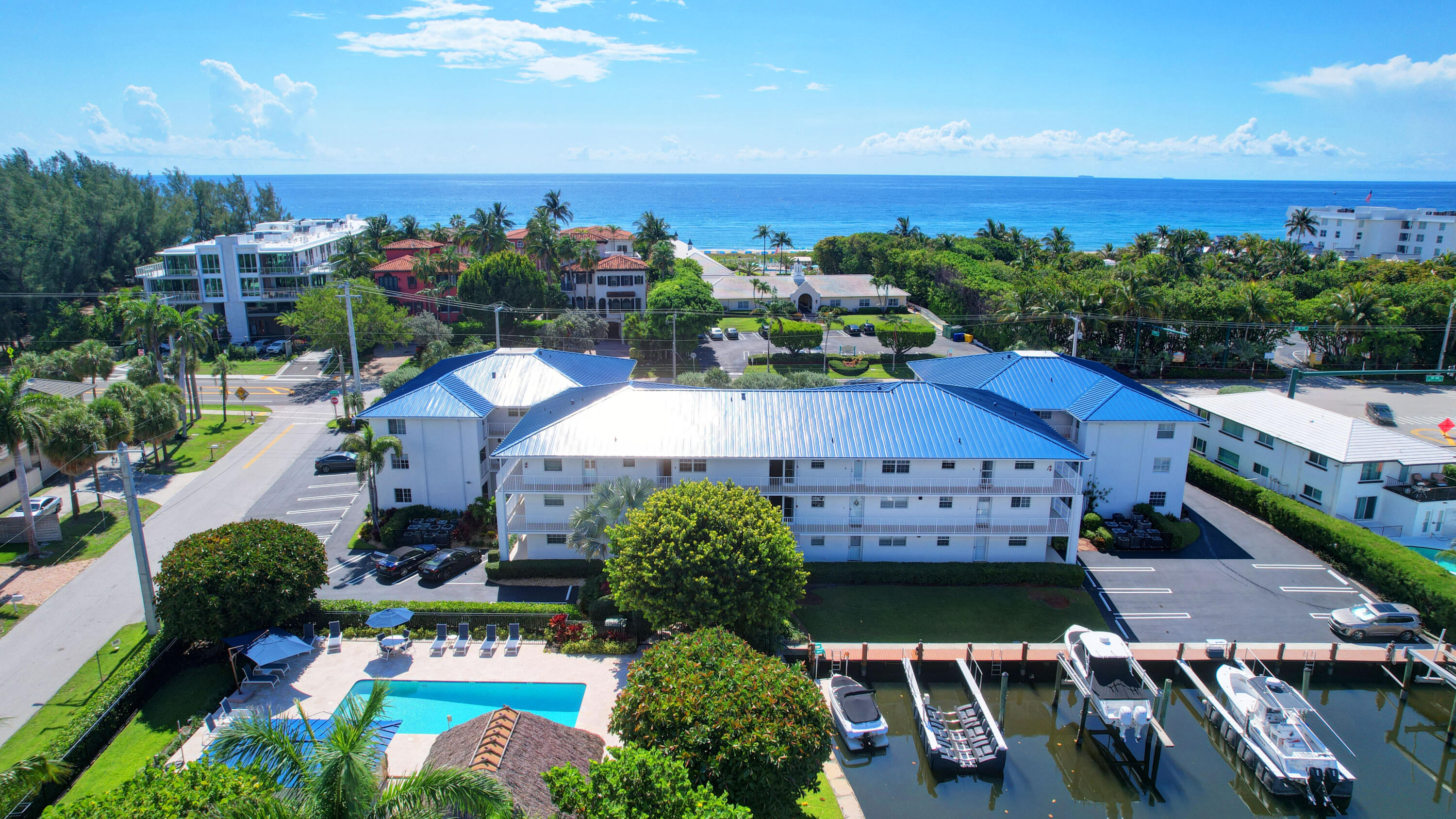 Foto de propiedad en 1700 S Ocean Boulevard 0070, Delray Beach, FL 33483 Delray Beach con MLS# 
