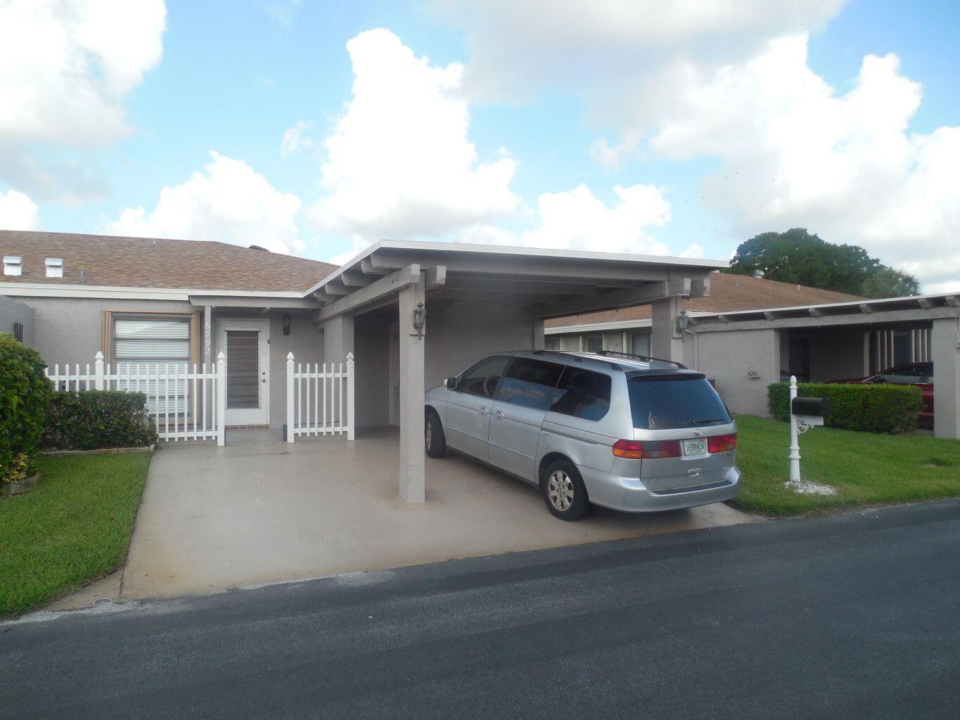 Foto de propiedad en 6792 Moonlit Drive, Delray Beach, FL 33446 Delray Beach con MLS# 