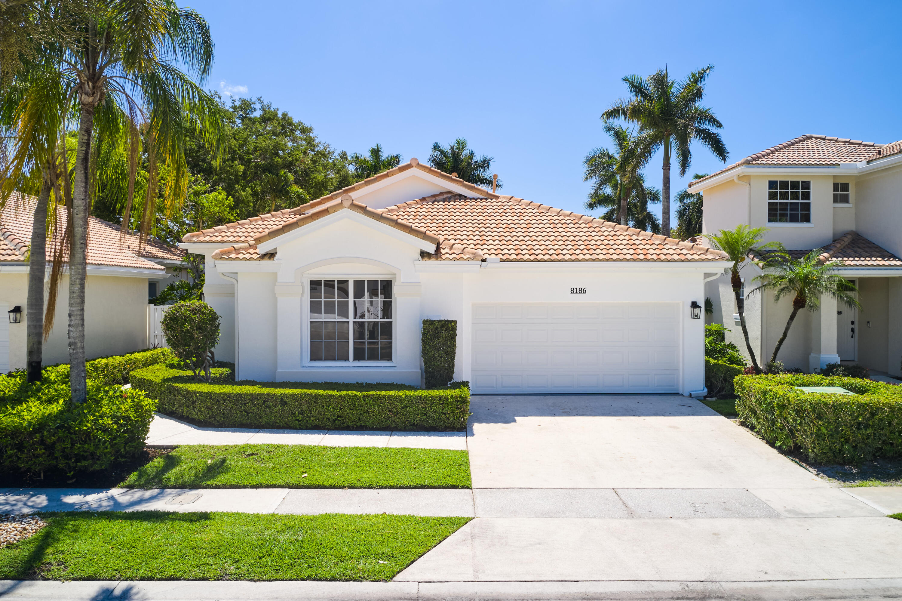 Foto de propiedad en 8186 Quail Meadow Way, West Palm Beach, FL 33412 West Palm Beach con MLS# 