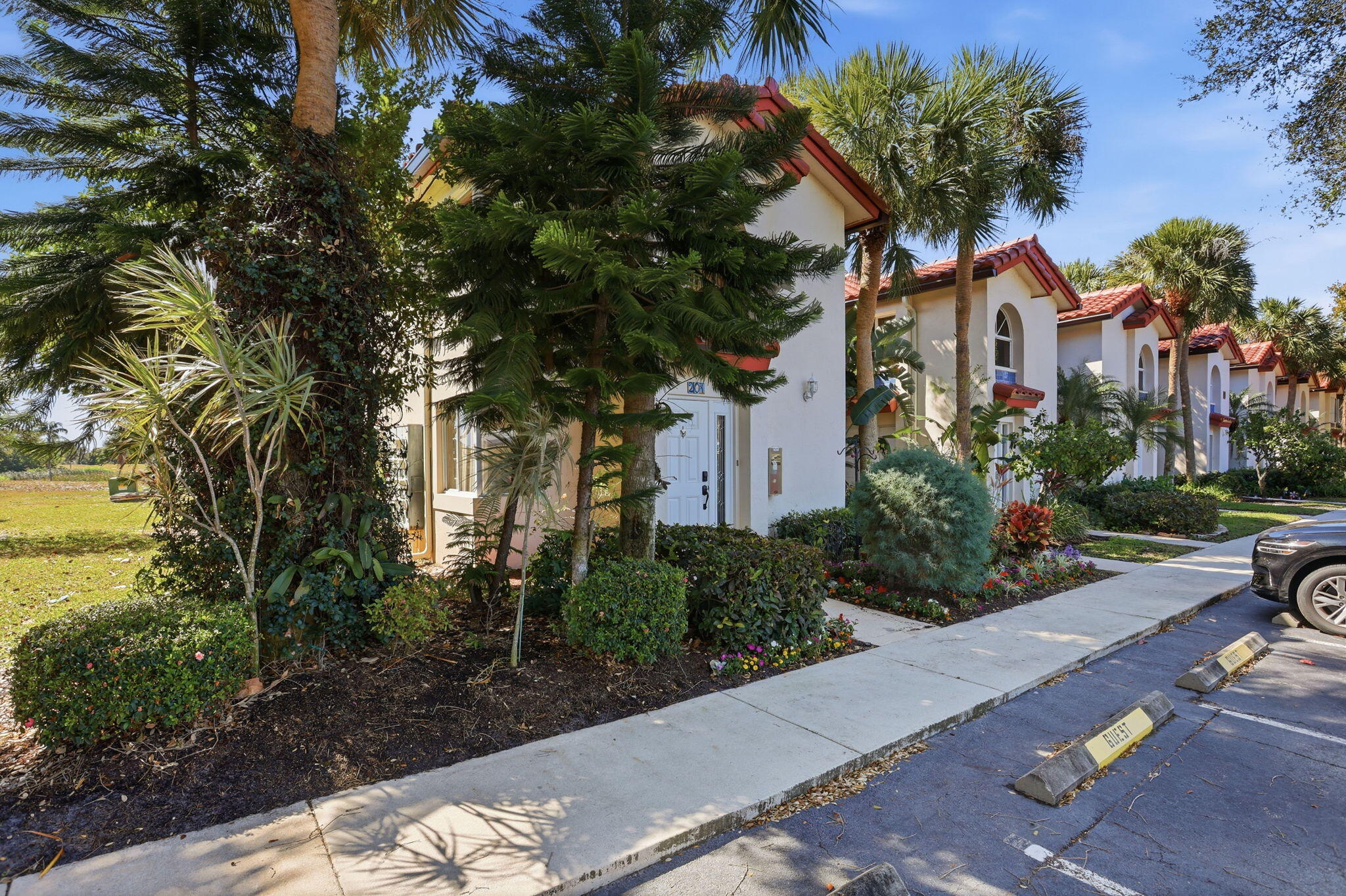 Foto de propiedad en 440 NW 67th Street 201, Boca Raton, FL 33487 Boca Raton con MLS# 