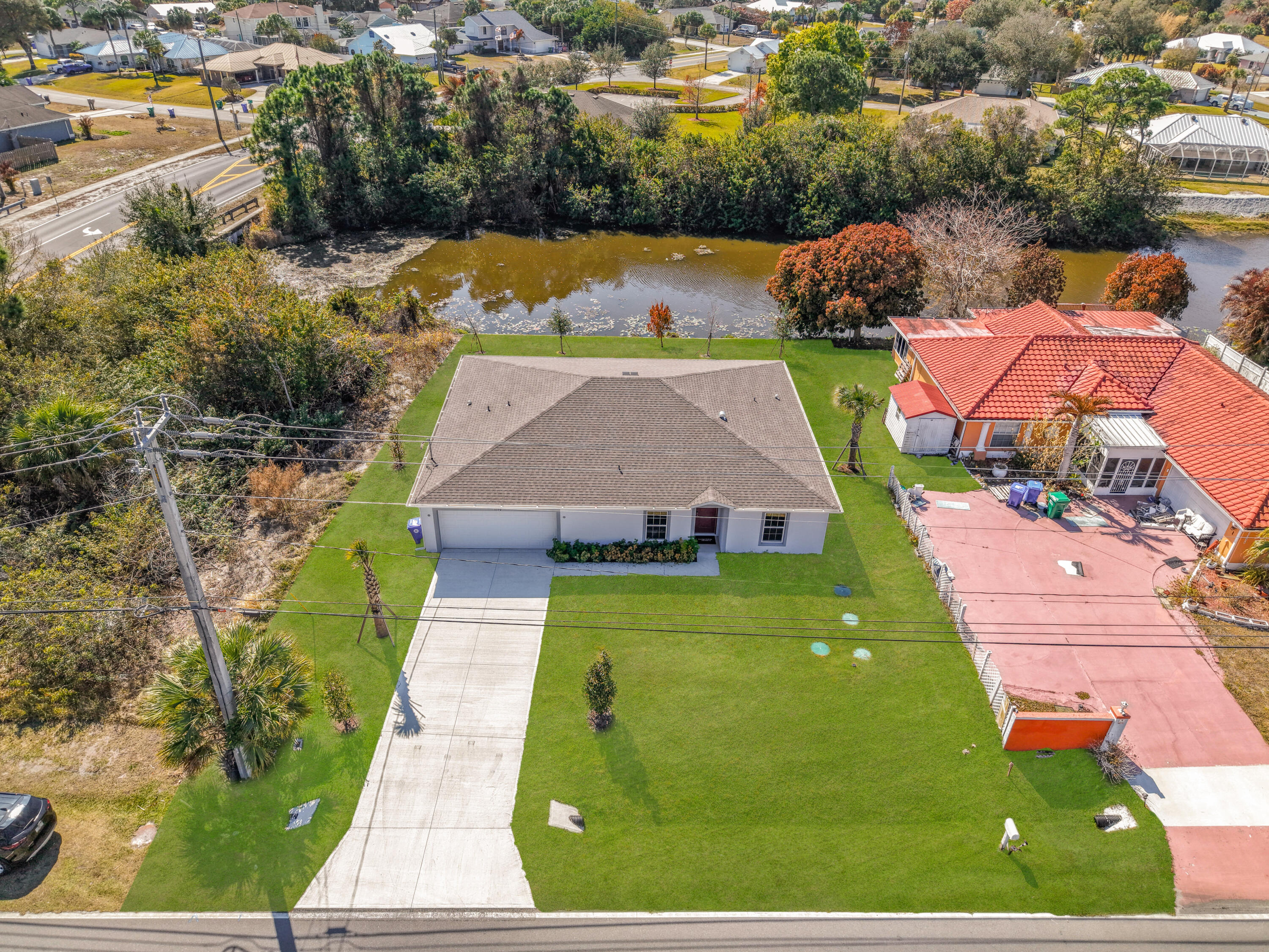 Foto de propiedad en 1390 Schumann Drive, Sebastian, FL 32958 Sebastian con MLS# 