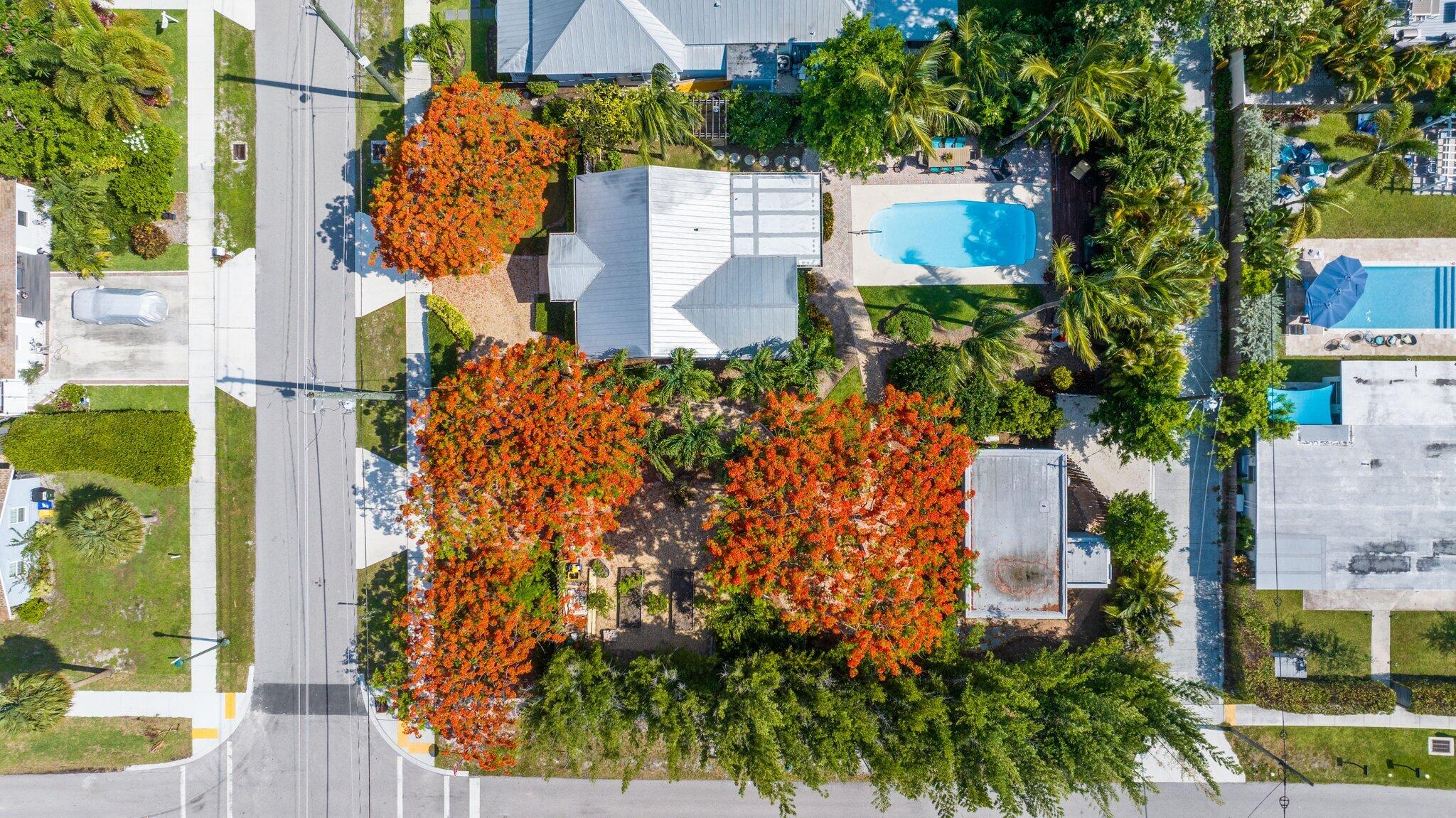 Foto de propiedad en 304 SE 4th Avenue, Delray Beach, FL 33483 Delray Beach con MLS# 