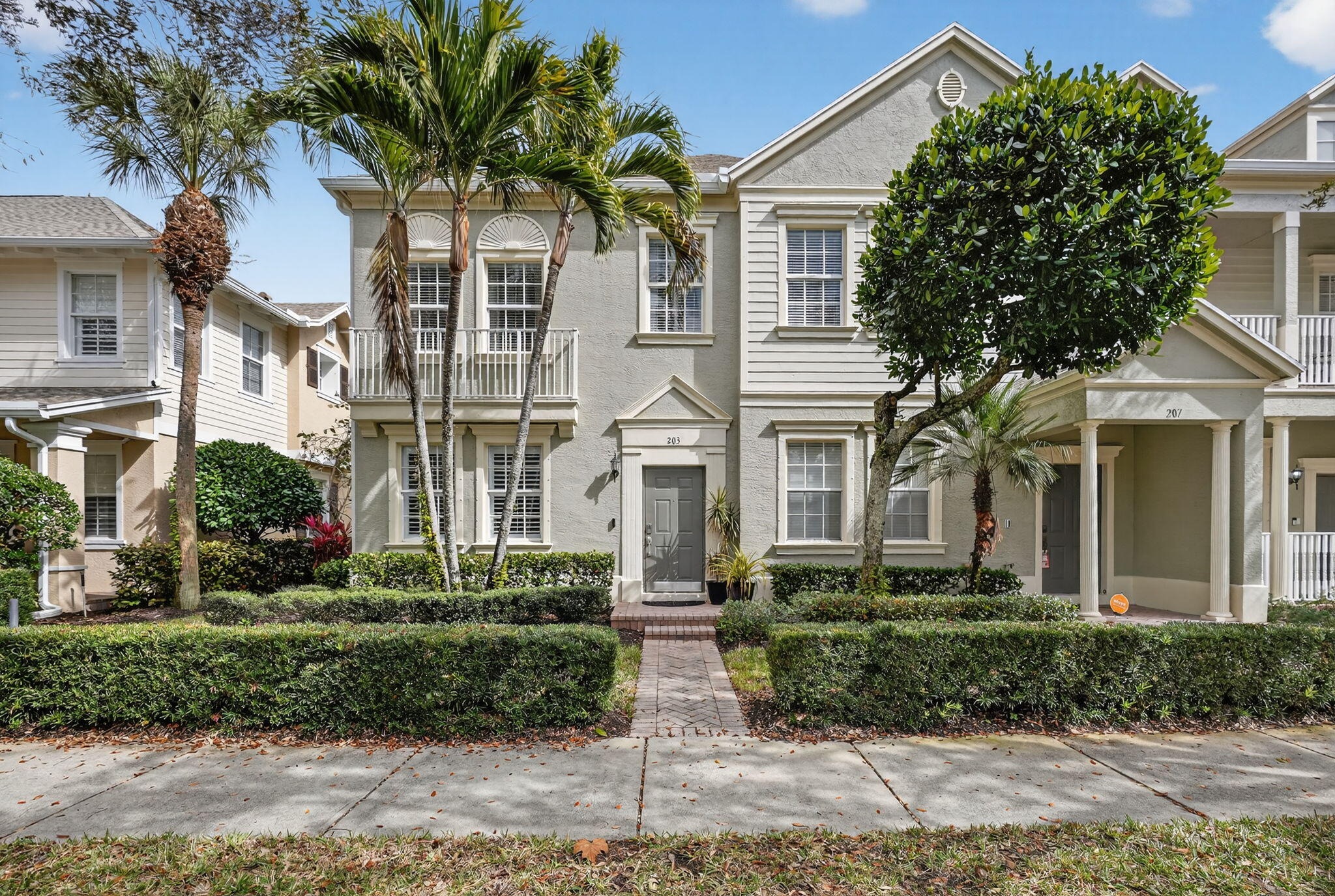 Alquilada 203 E Thatch Palm Circle, Jupiter, FL 33458, Jupiter, FL 33458
