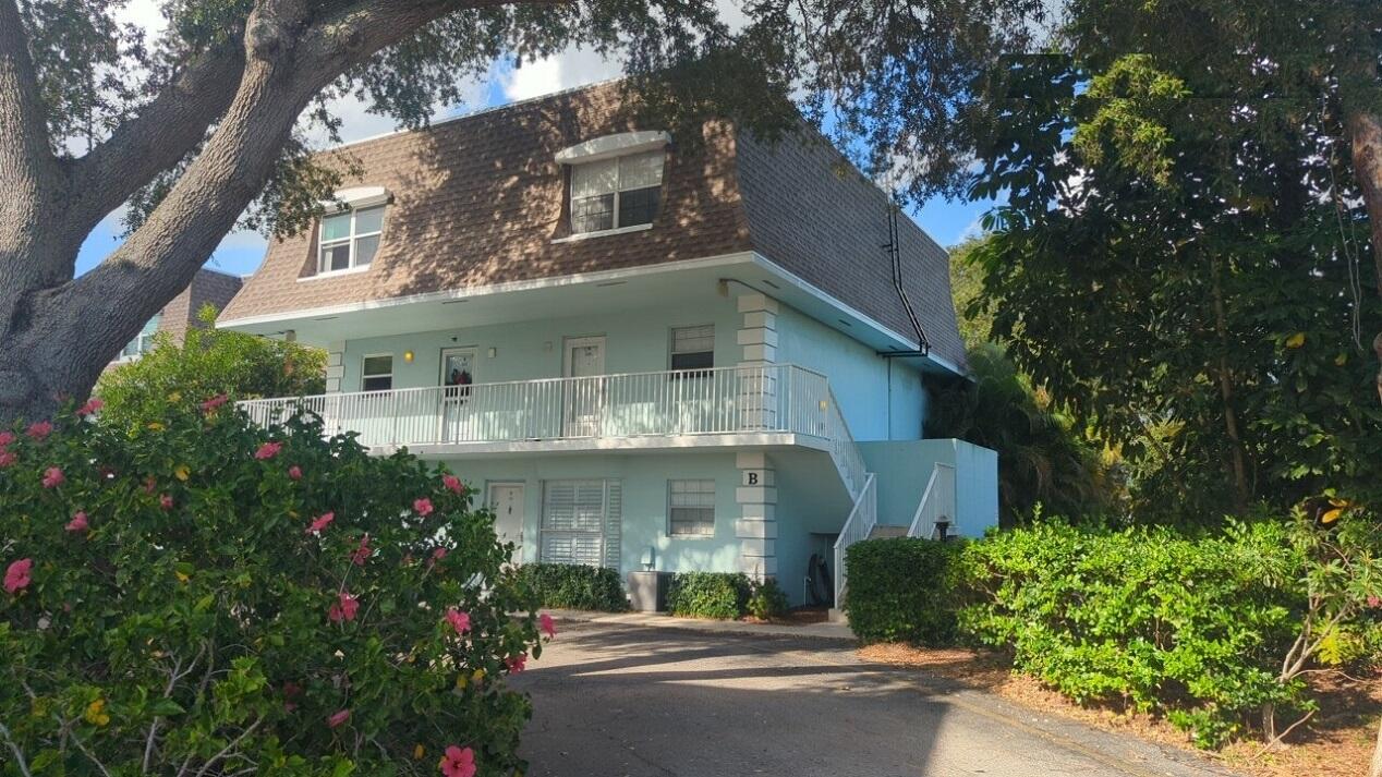 Vendido 1901 Indian River Boulevard 201, Vero Beach, FL 32960, Vero Beach, FL 32960