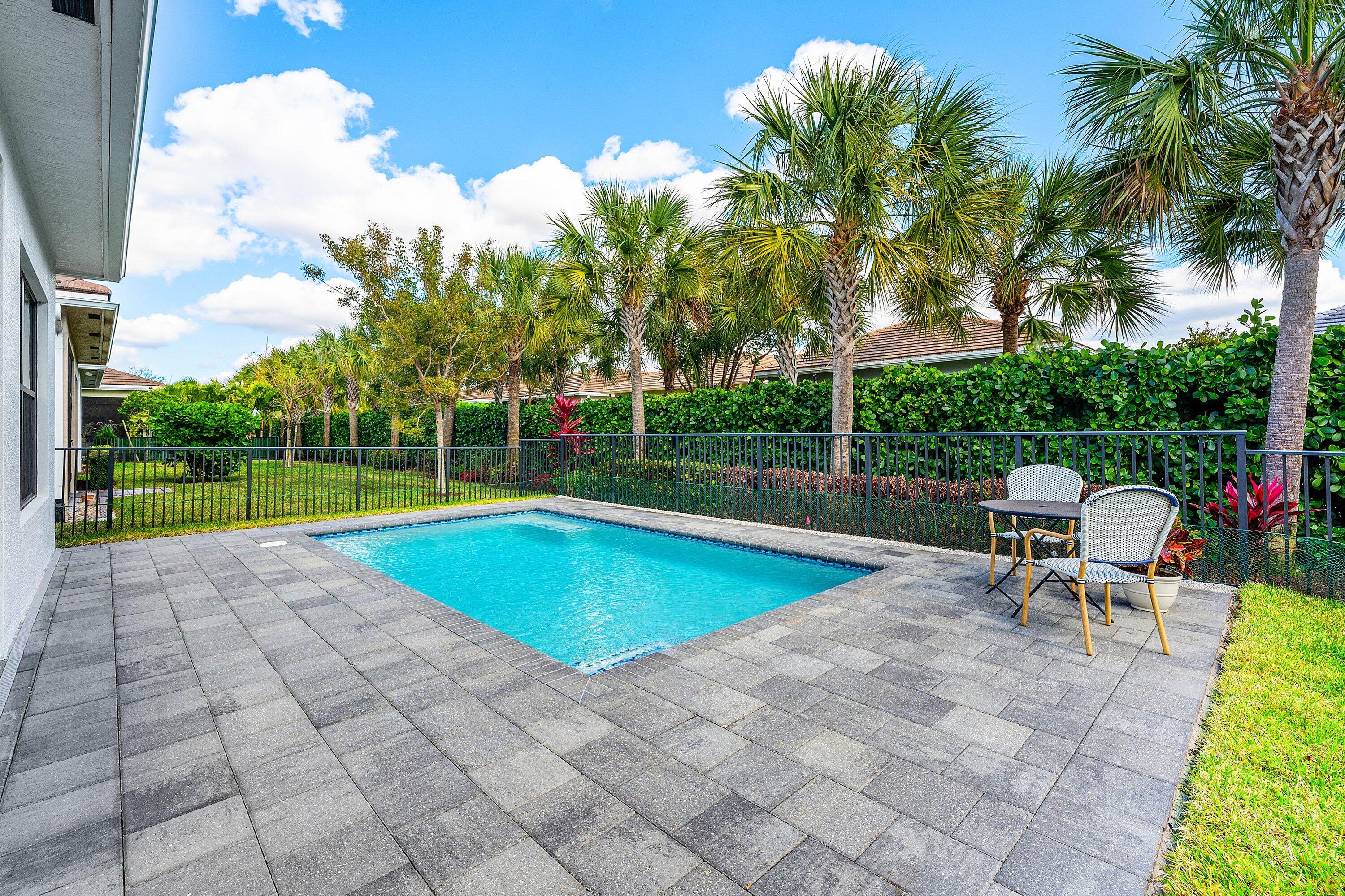 Foto de propiedad en 16047 Key Biscayne Lane, Westlake, FL 33470 Westlake con MLS# 