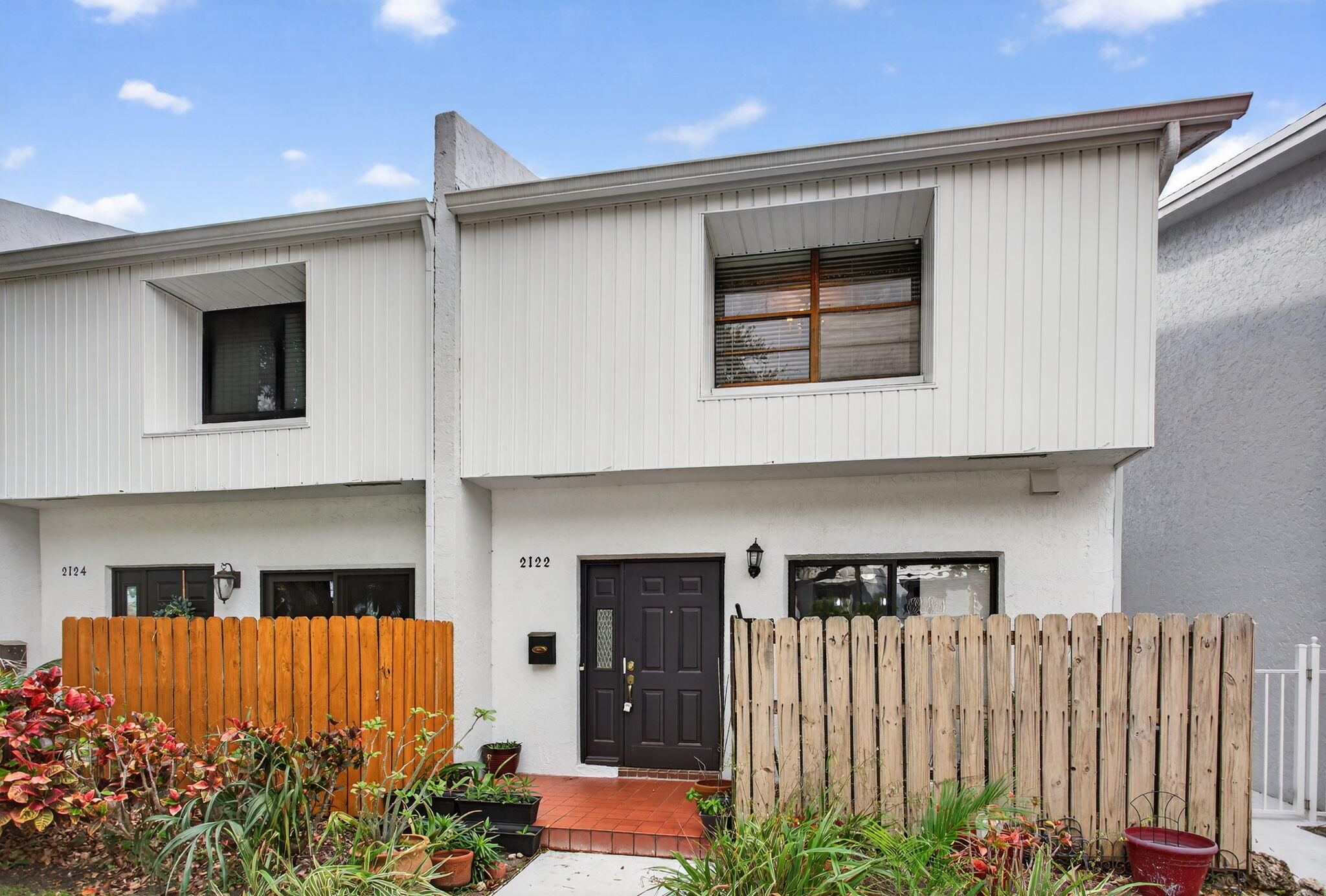 Foto de propiedad en 2122 NE 44th Street, Lighthouse Point, FL 33064 Lighthouse Point con MLS# 