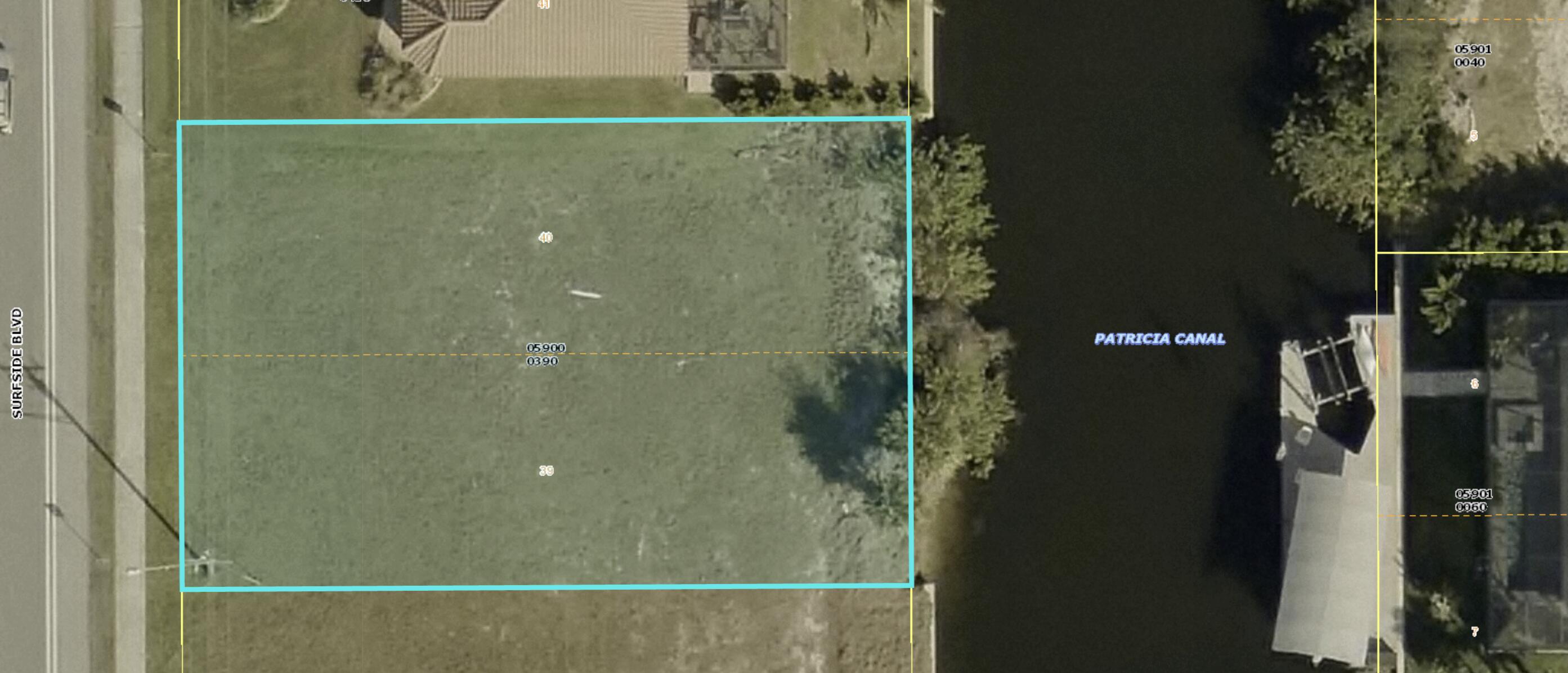 Foto de propiedad en 2513 Surfside Boulevard, Cape Coral, FL 33914 Cape Coral con MLS# 