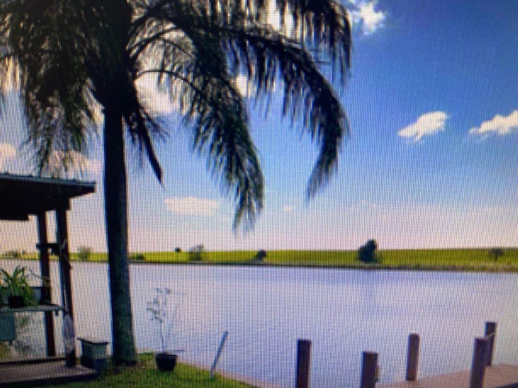 Foto de propiedad en 8680 Us Highway 441 SE 1, Okeechobee, FL 34974 Okeechobee con MLS# 