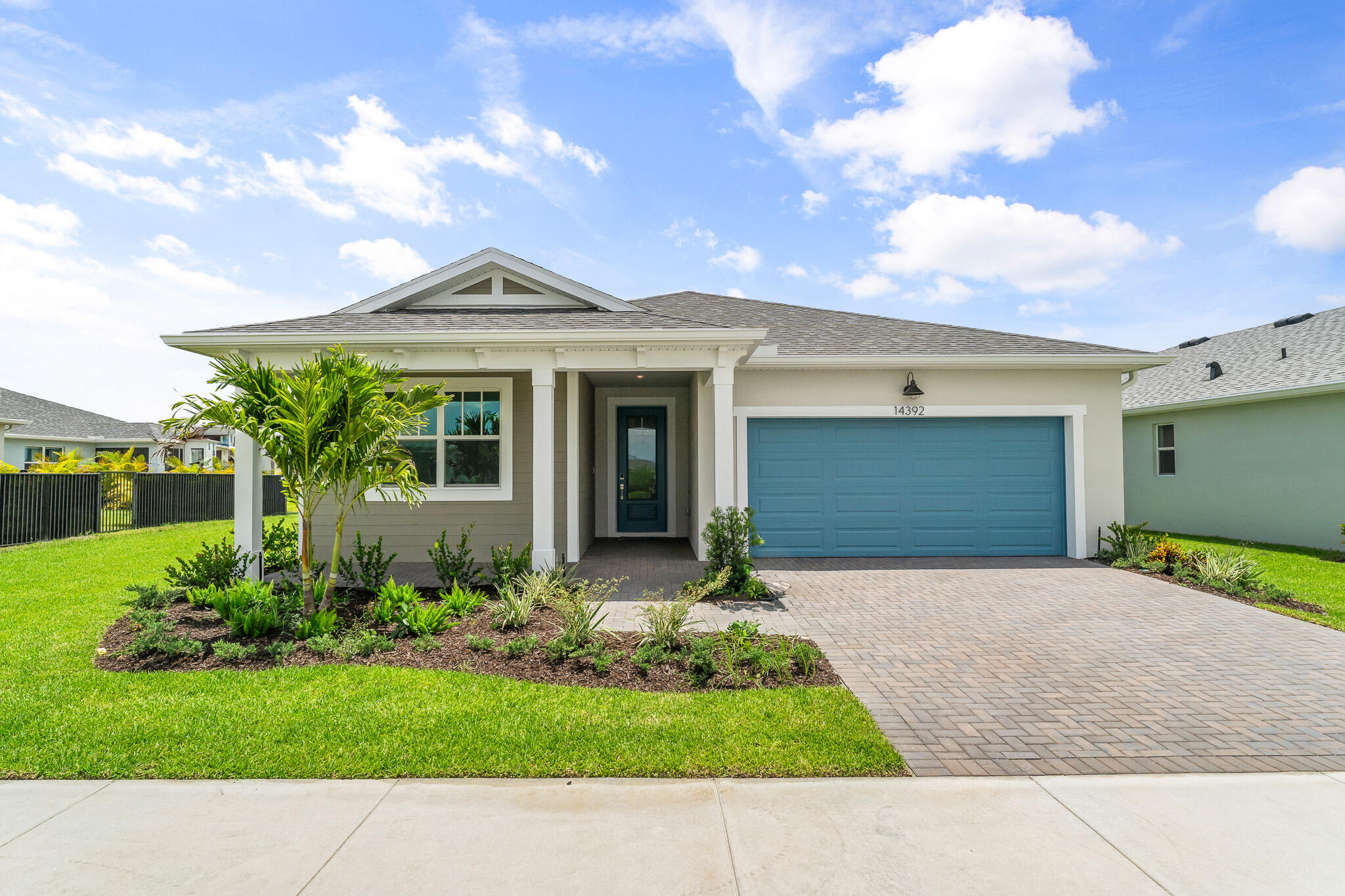 Foto de propiedad en 10952 SW Orana Drive, Port St. Lucie, FL 34987 Port St. Lucie con MLS# 