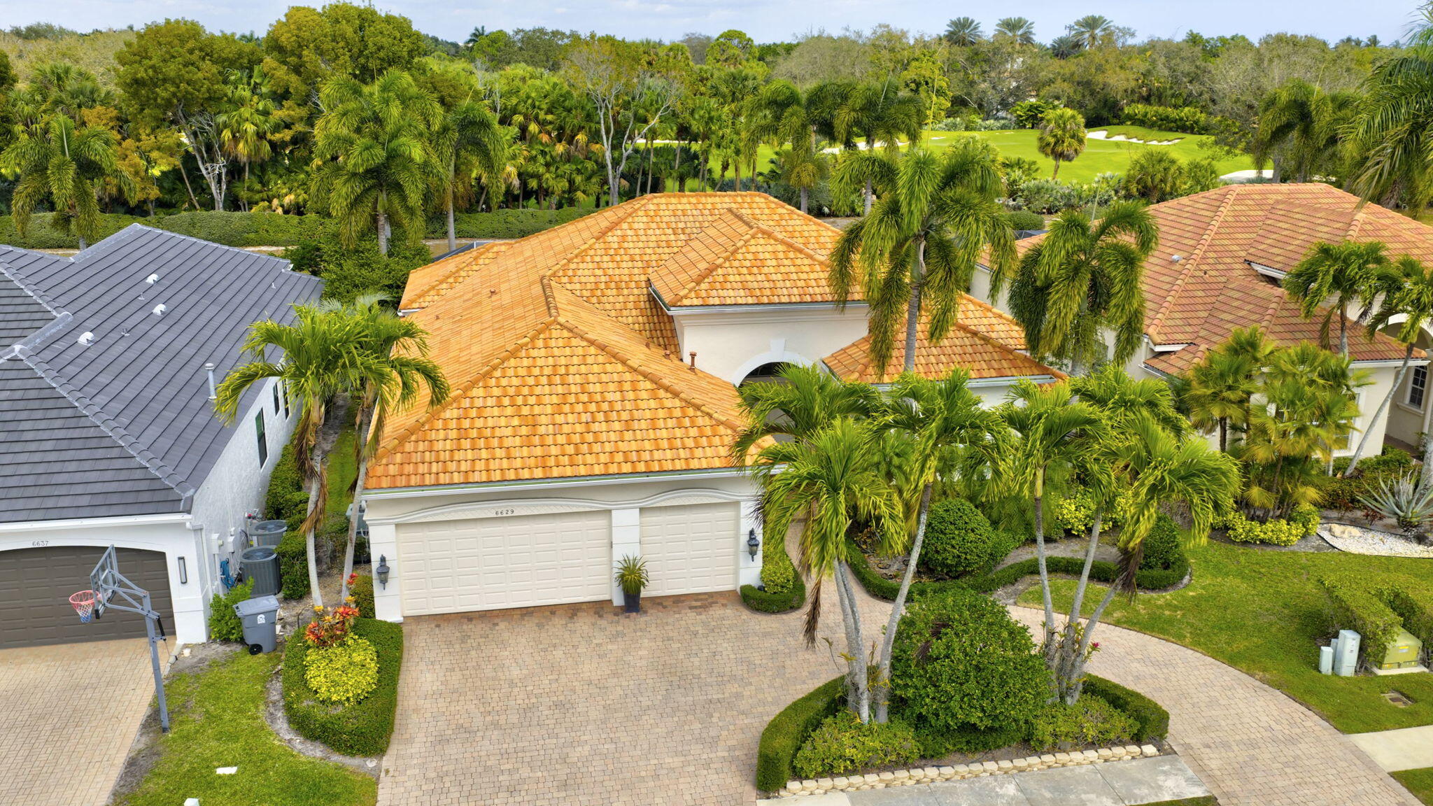 Foto de propiedad en 6629 Grande Orchid Way, Delray Beach, FL 33446 Delray Beach con MLS# 