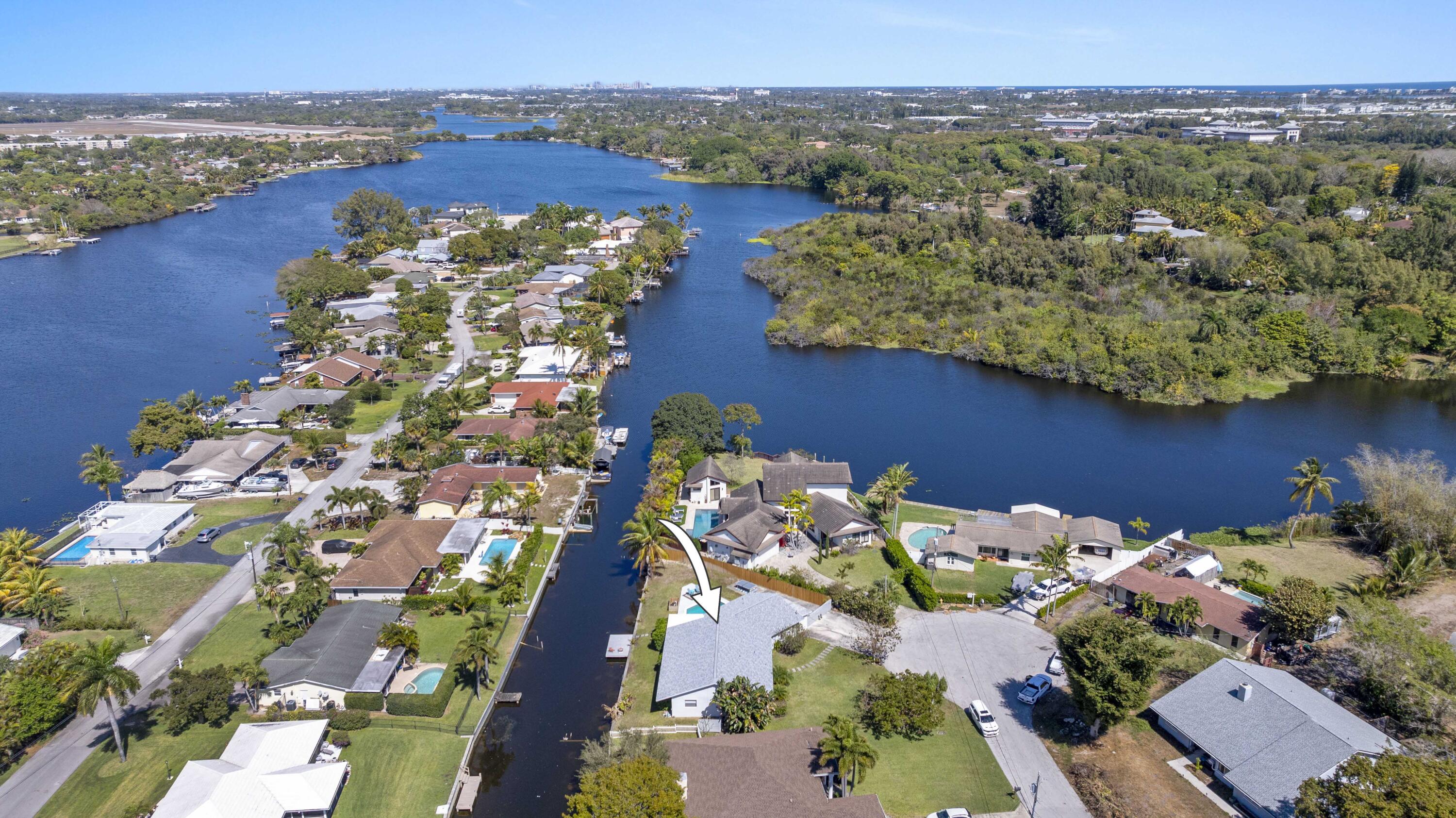 Foto de propiedad en 6797 Bayshore Drive, Lake Worth, FL 33462 Lake Worth con MLS# 