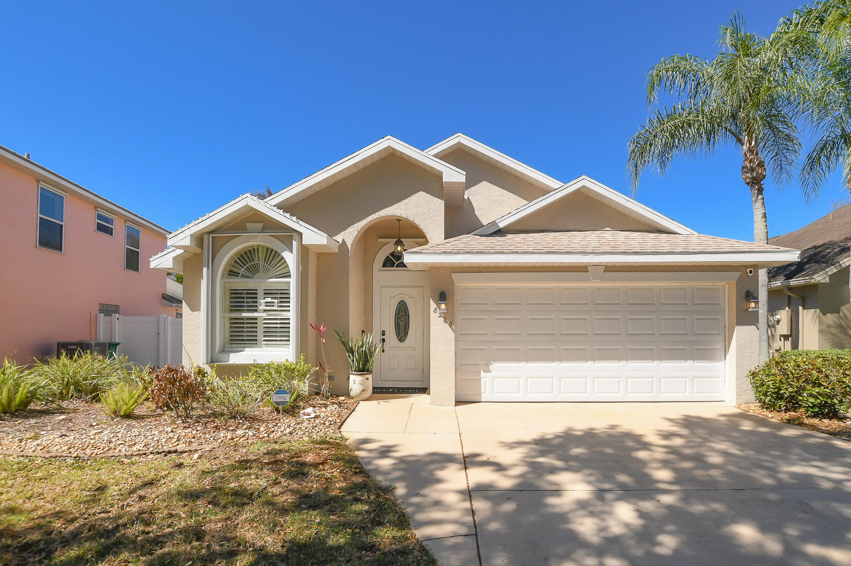 Foto de propiedad en 8209 Maidencane Place, Port St. Lucie, FL 34952 Port St. Lucie con MLS# 