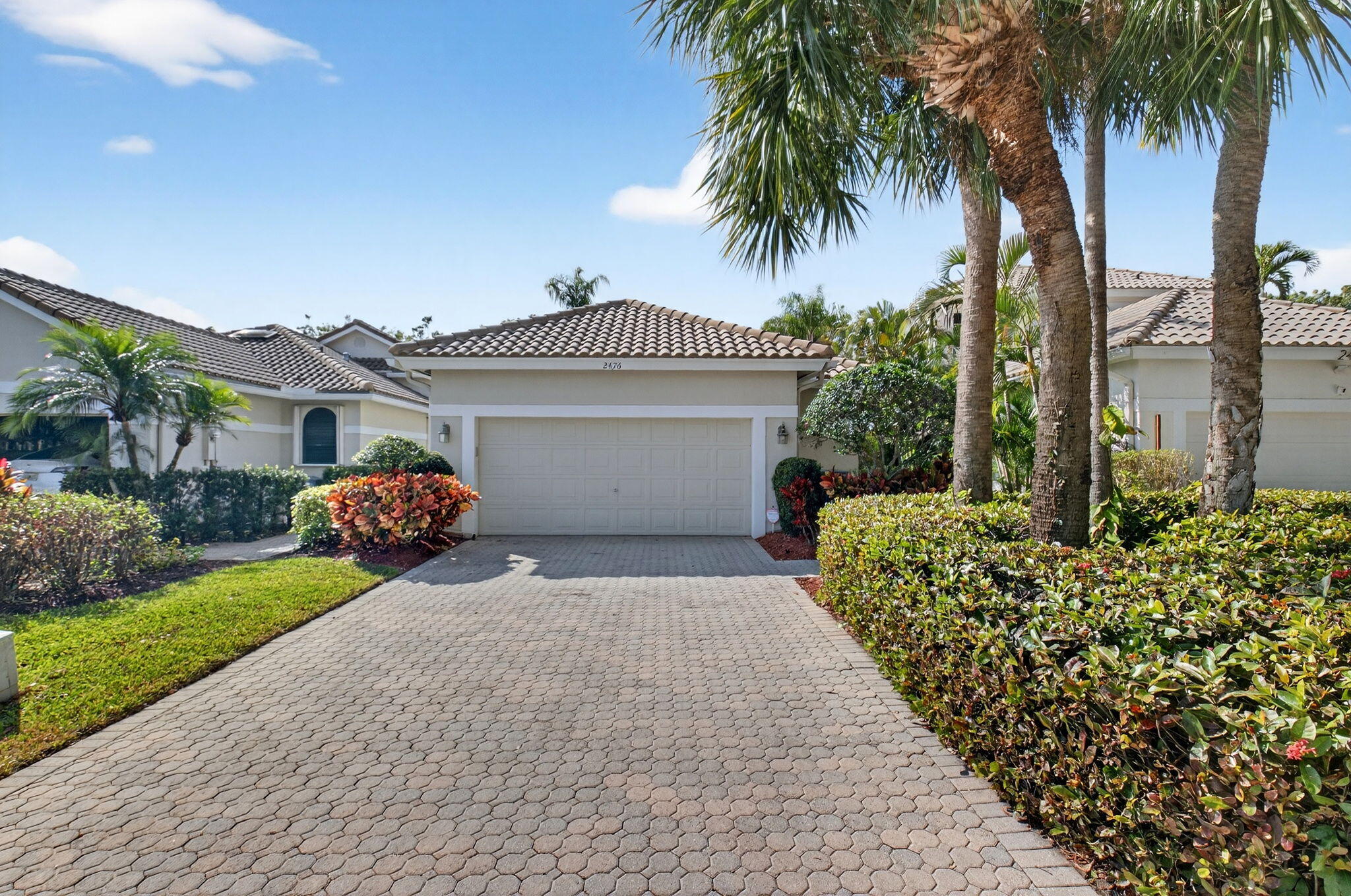 Foto de propiedad en 2476 NW 66th Drive, Boca Raton, FL 33496 Boca Raton con MLS# 