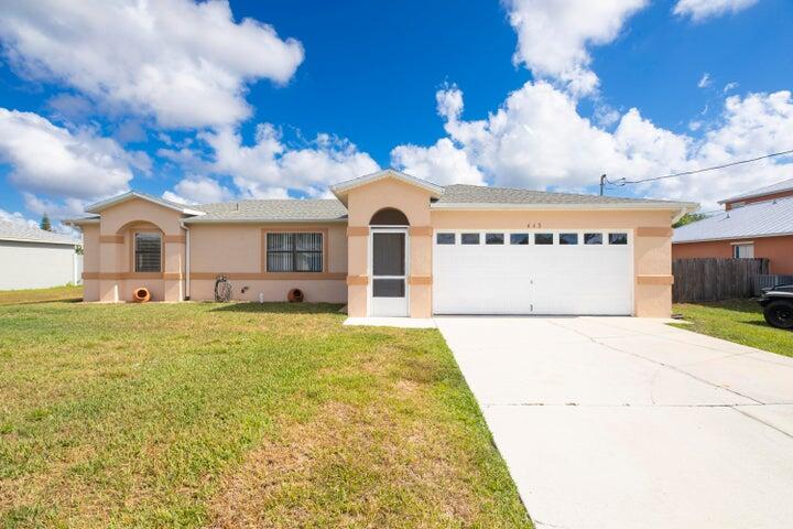 Alquilada 643 SW Duval Avenue, Port St. Lucie, FL 34983, Port St. Lucie, FL 34983