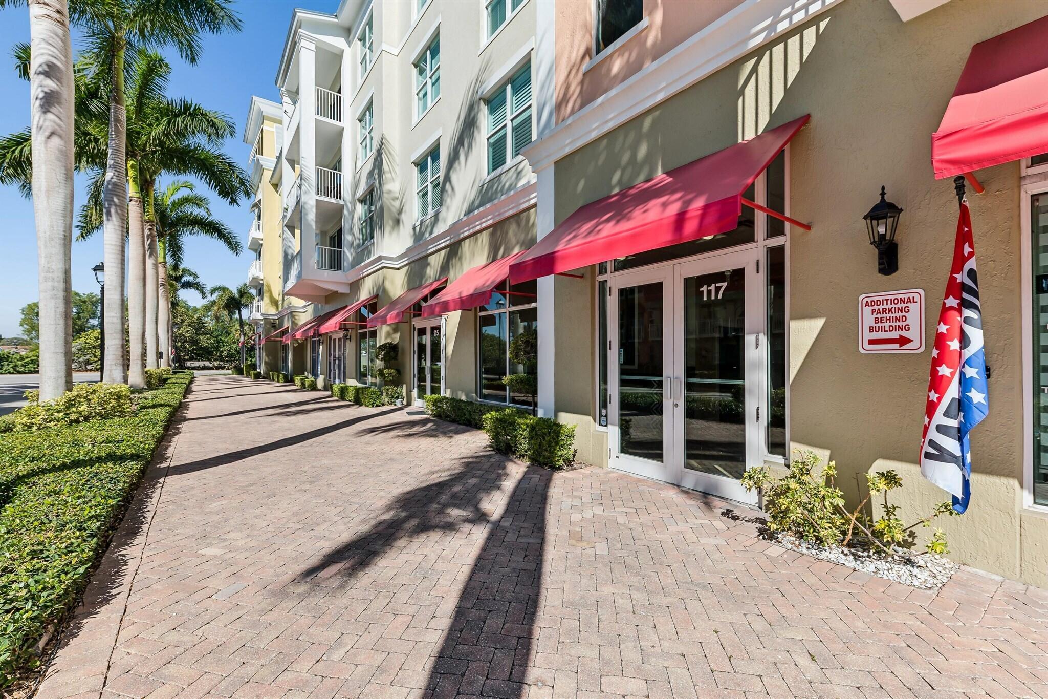 Foto de propiedad en 117 Moorings Drive 38-39, Lantana, FL 33462 Lantana con MLS# 