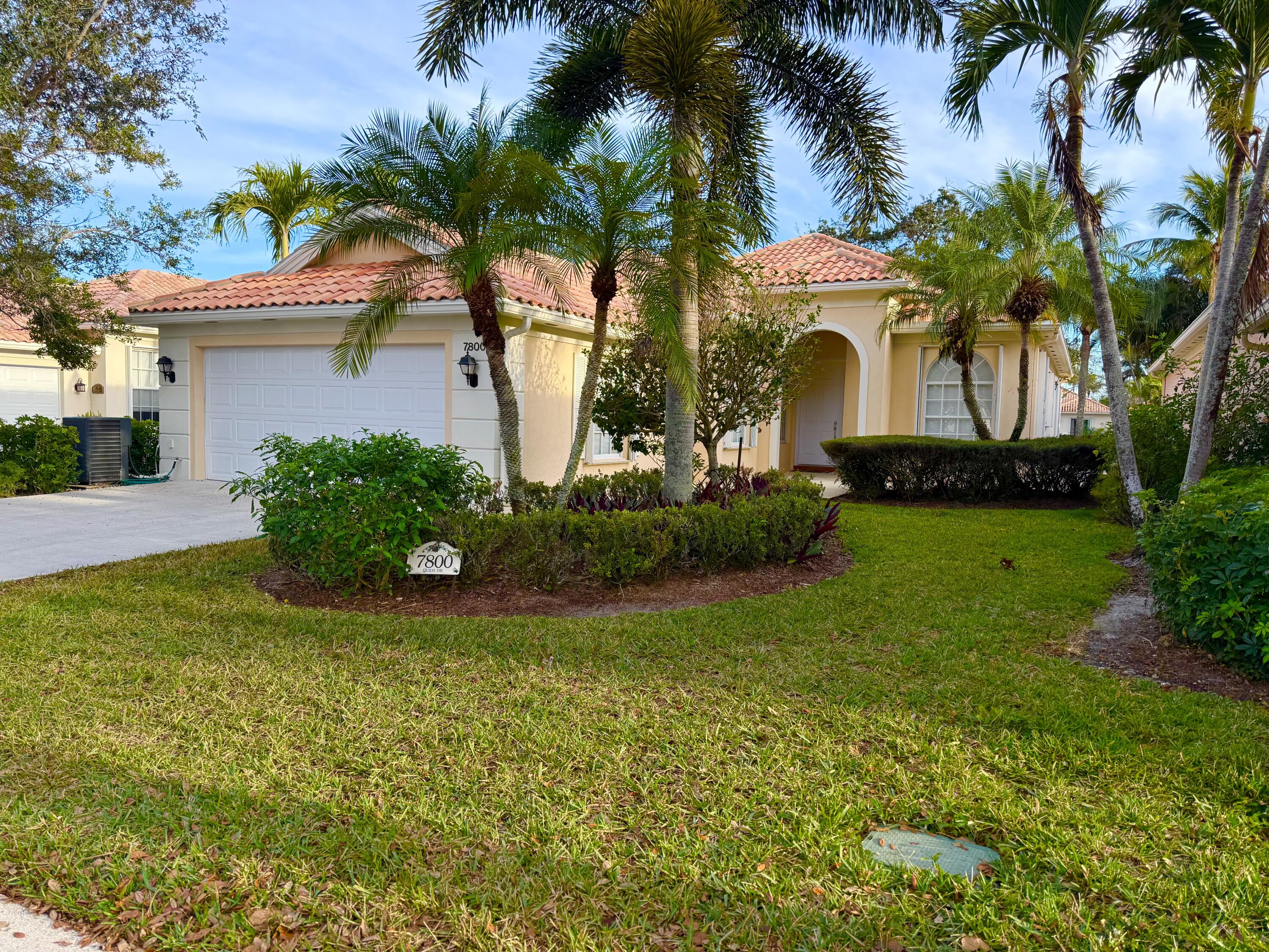 Foto de propiedad en 7800 Quida Drive, West Palm Beach, FL 33411 West Palm Beach con MLS# 