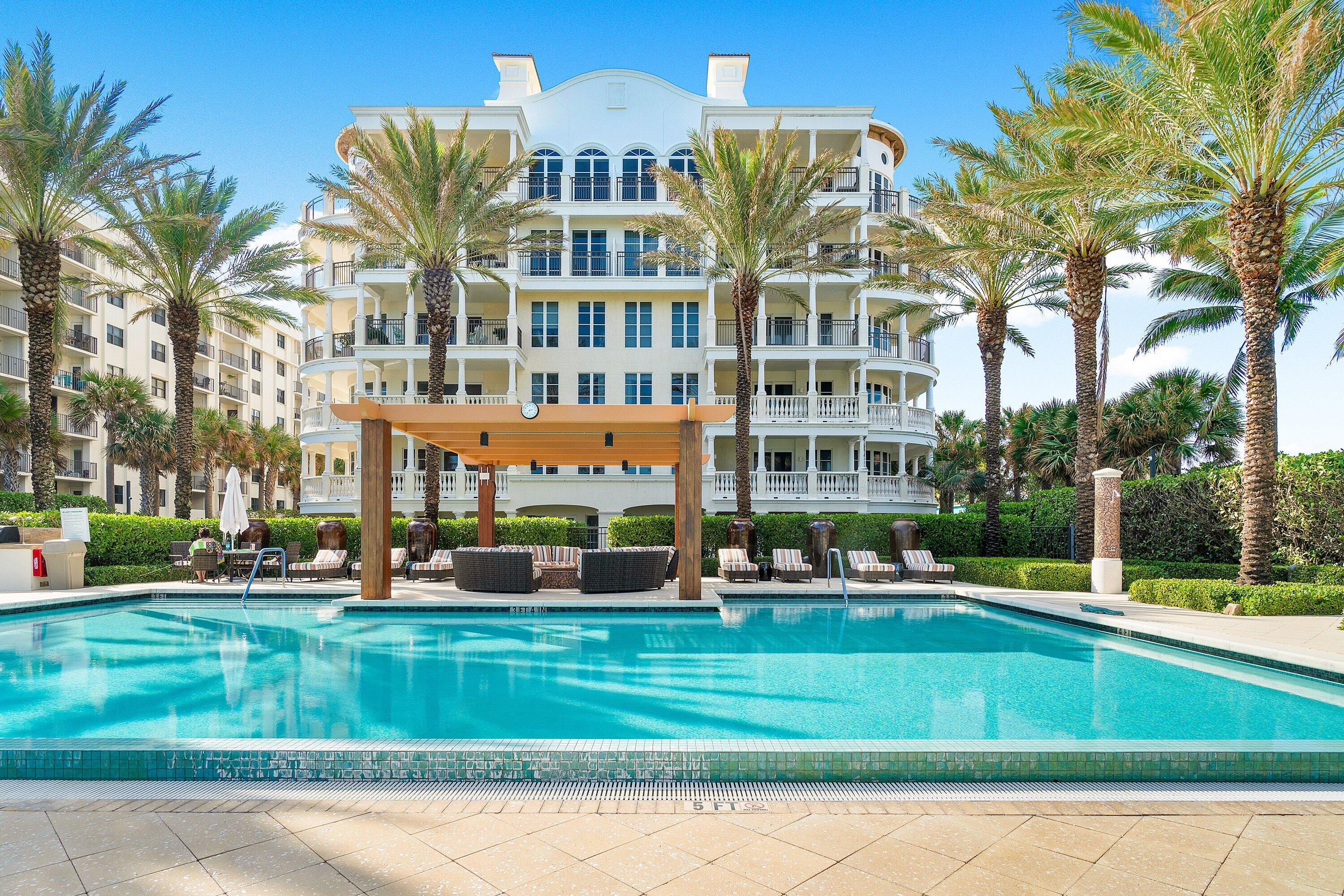 Foto de propiedad en 155 S Ocean Avenue 303, Palm Beach Shores, FL 33404 Palm Beach Shores con MLS# 