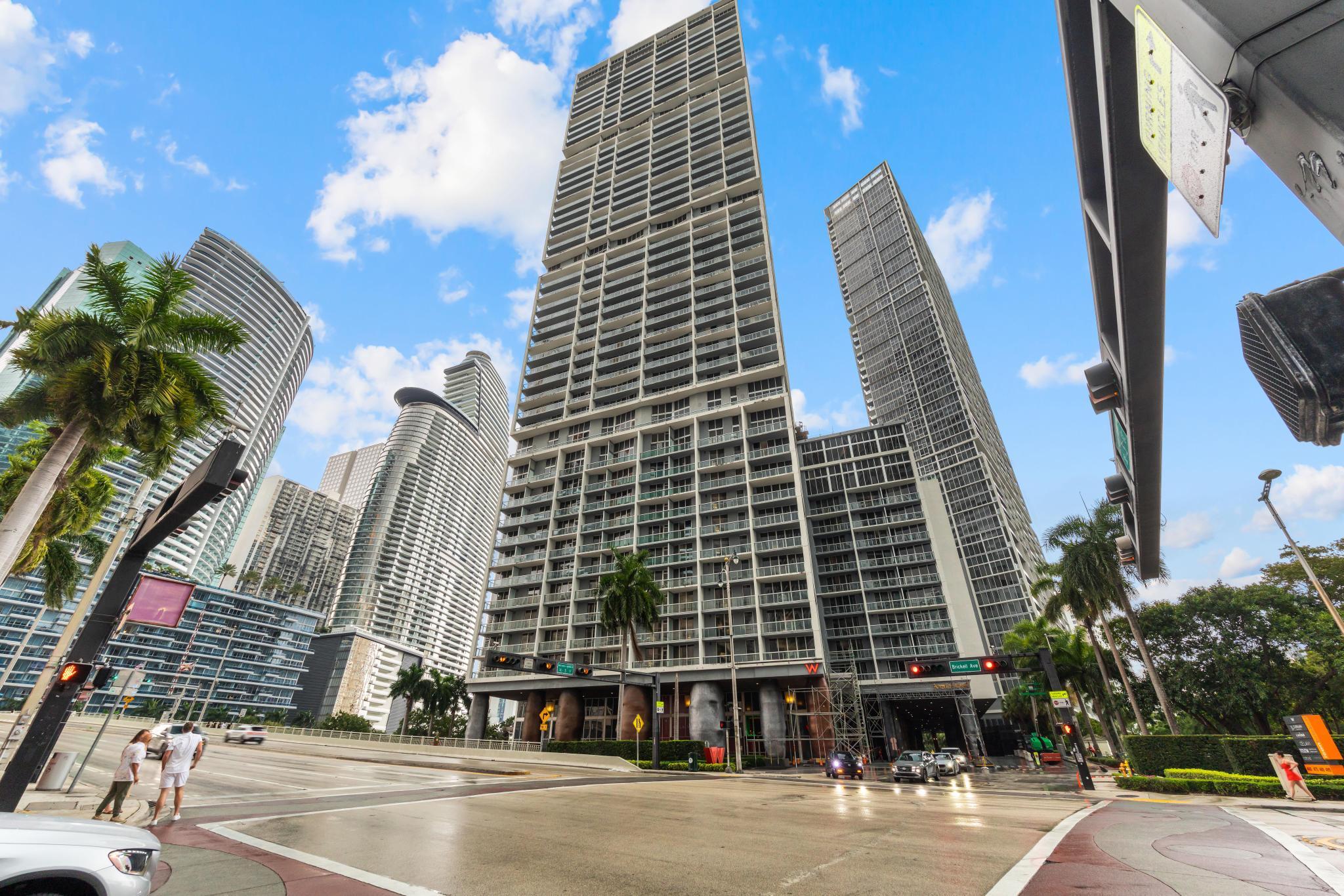Foto de propiedad en 485 Brickell Avenue 2506, Miami, FL 33131 Miami con MLS# 