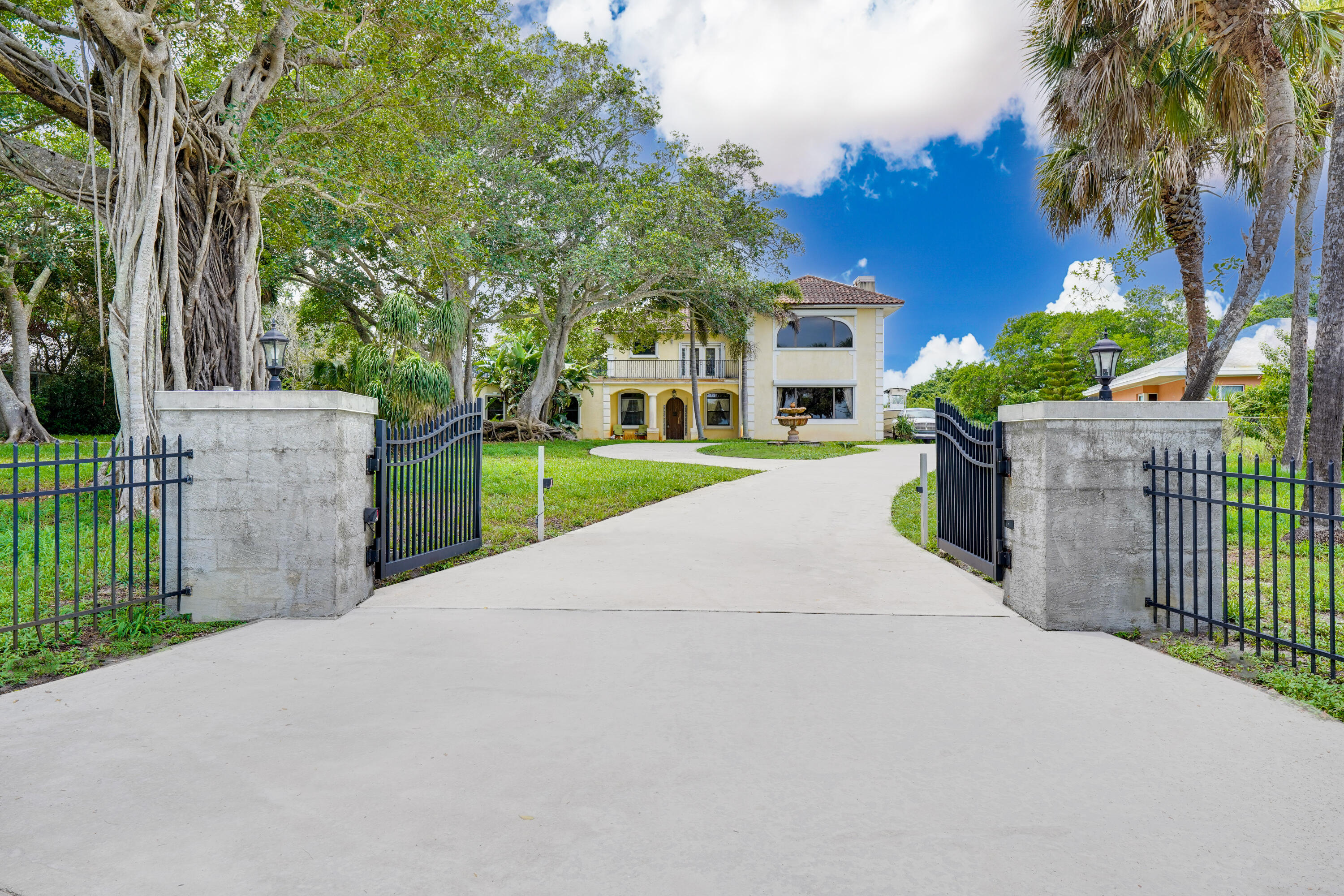 Vendido 8945 S Indian River Drive, Fort Pierce, FL 34982, Fort Pierce, FL 34982