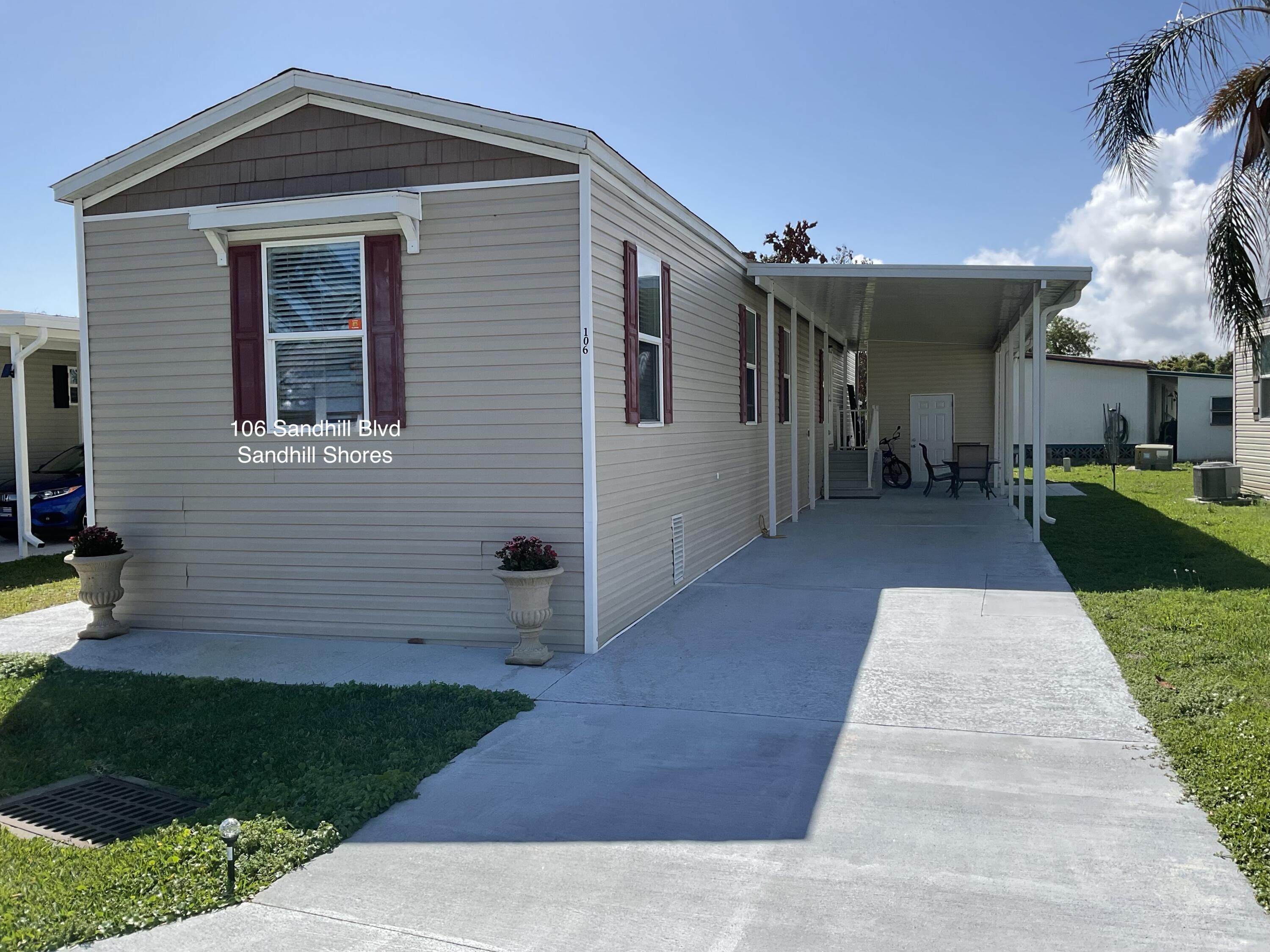 Foto de propiedad en 106 Sandhill Boulevard, Fort Pierce, FL 34982 Fort Pierce con MLS# 