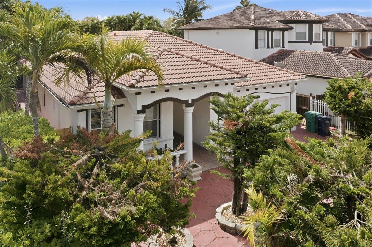 Vendido 15062 SW 11th Street, Miami, FL 33194, Miami, FL 33194