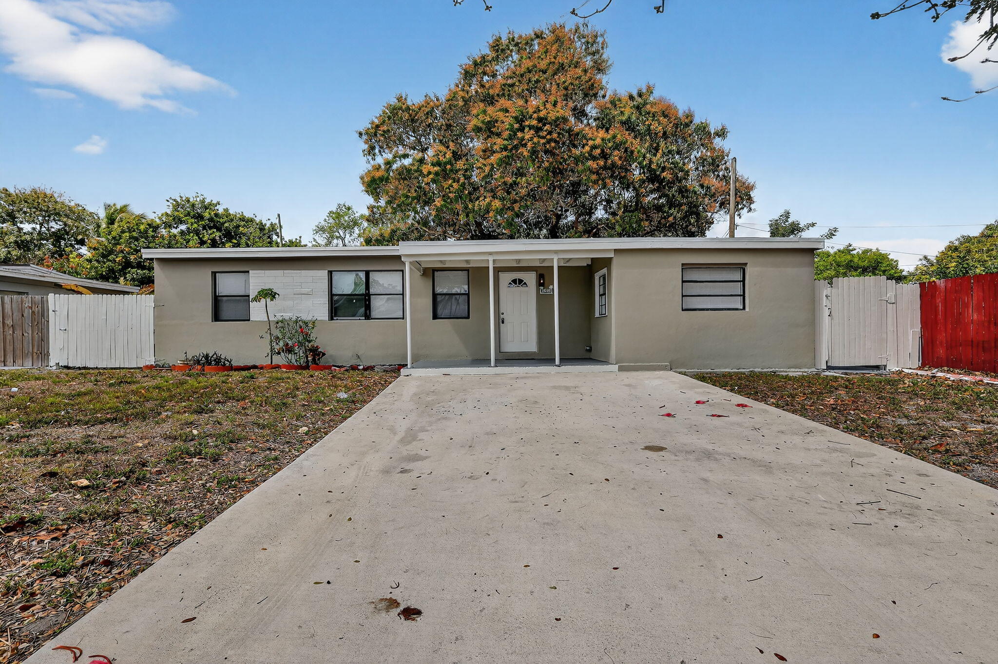 Foto de propiedad en 3600 SW 46th Avenue, West Park, FL 33023 West Park con MLS# 