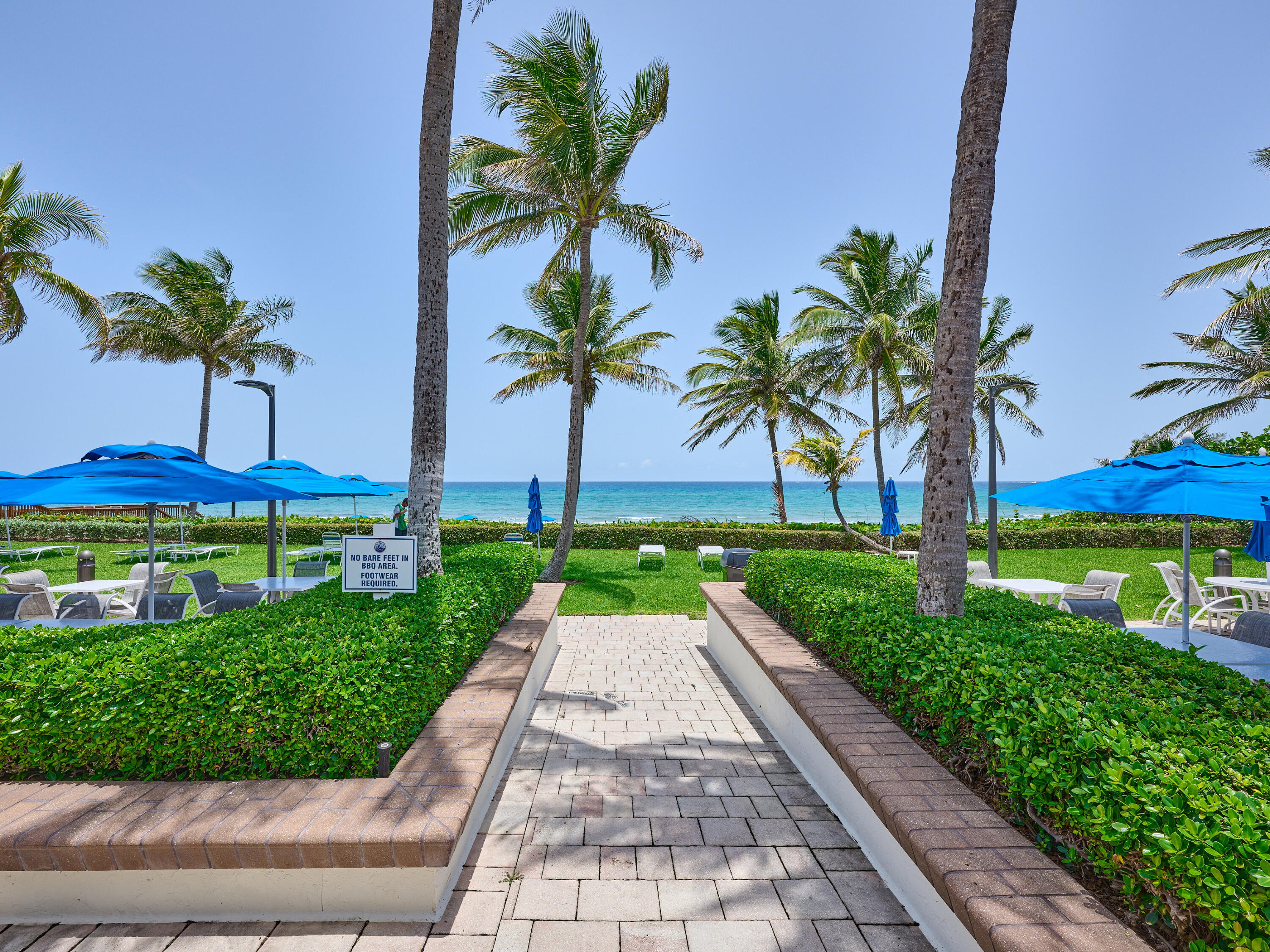 Foto de propiedad en 3420 S Ocean Boulevard 11r, Highland Beach, FL 33487 Highland Beach con MLS# 