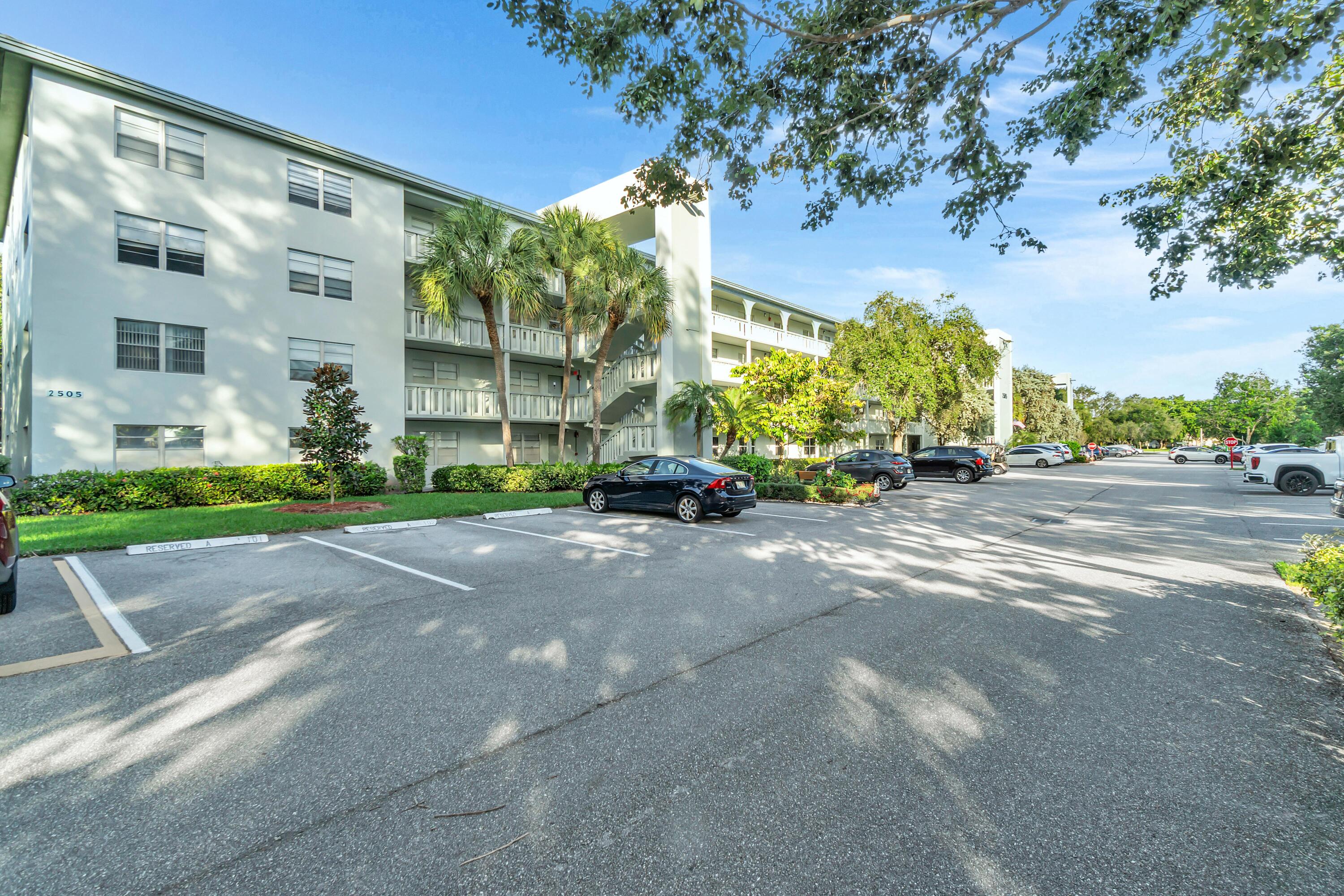 Foto de propiedad en 2505 Antigua Terrace E3, Coconut Creek, FL 33066 Coconut Creek con MLS# 
