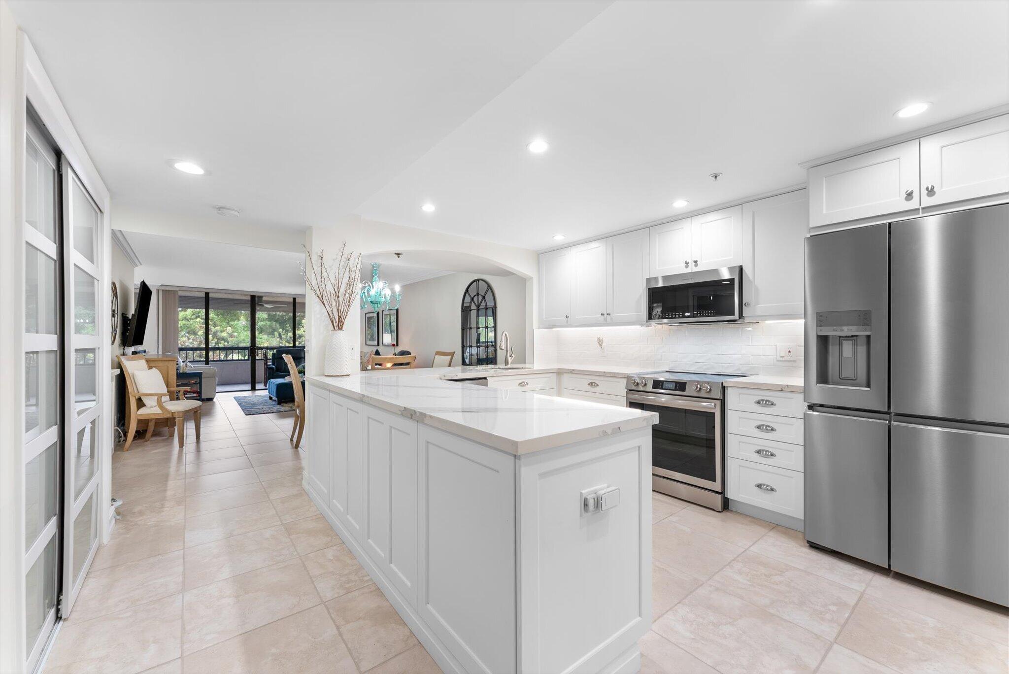 Foto de propiedad en 6420 Boca Del Mar Drive 201, Boca Raton, FL 33433 Boca Raton con MLS# 
