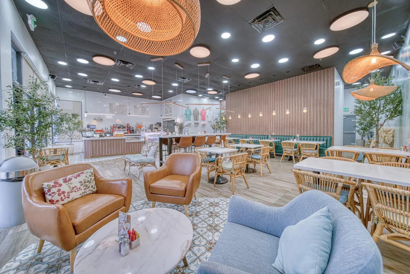 En Venta Restaurant For Sale Restaurant For Sale On Busy Biscayne Boulevard, North Miami Beach, FL 33160, North Miami Beach, FL 33160