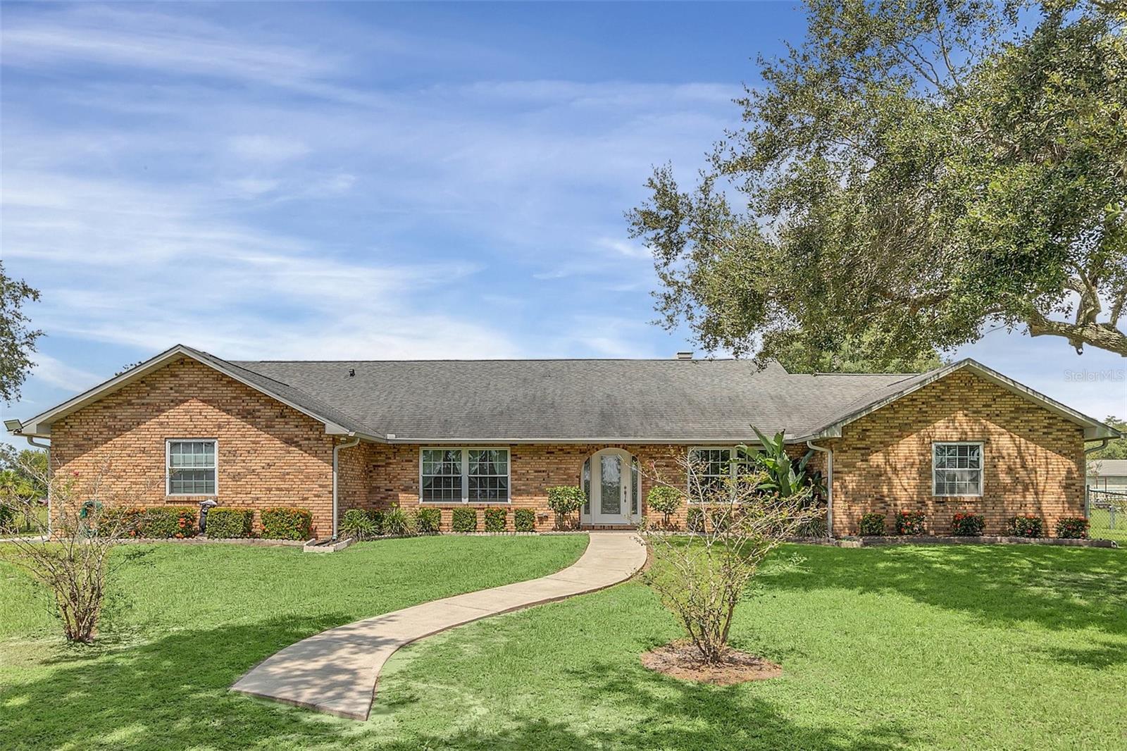 En Venta 4147 BOGGY CREEK RD, KISSIMMEE, FL 34744