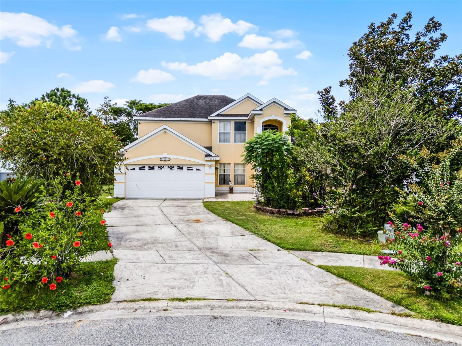 Foto de propiedad en 12422 SION COURT ORLANDO con MLS# S5133033