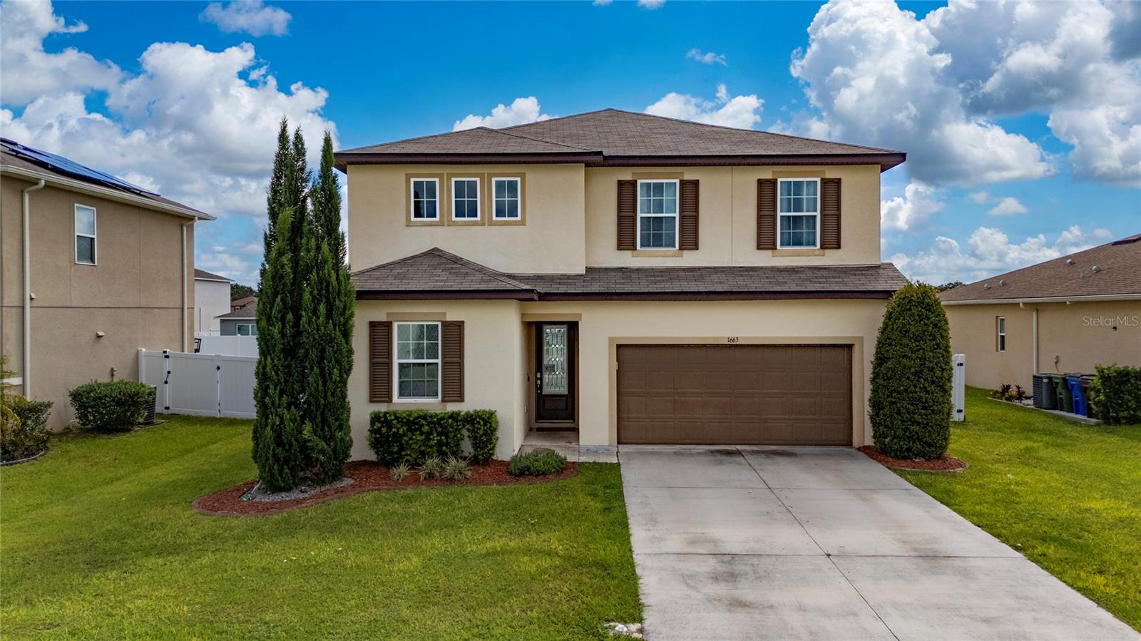 Foto de propiedad en 1663 GENTLE BREEZE DR ST CLOUD con MLS# S5134021