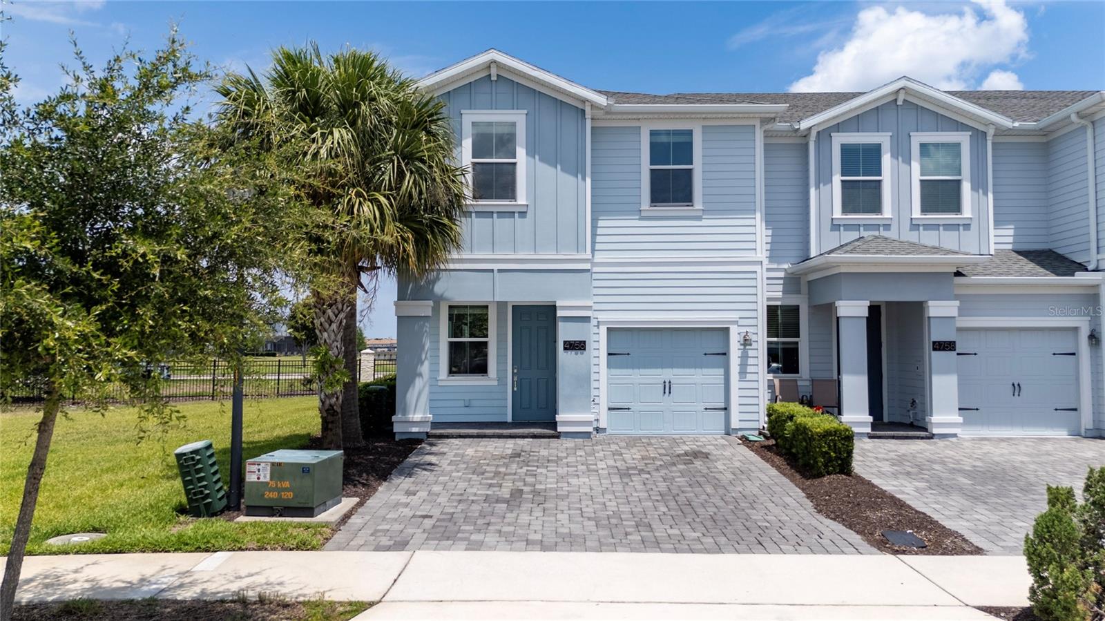 Foto de propiedad en 4756 TRIBUTE TRL KISSIMMEE con MLS# S5135287