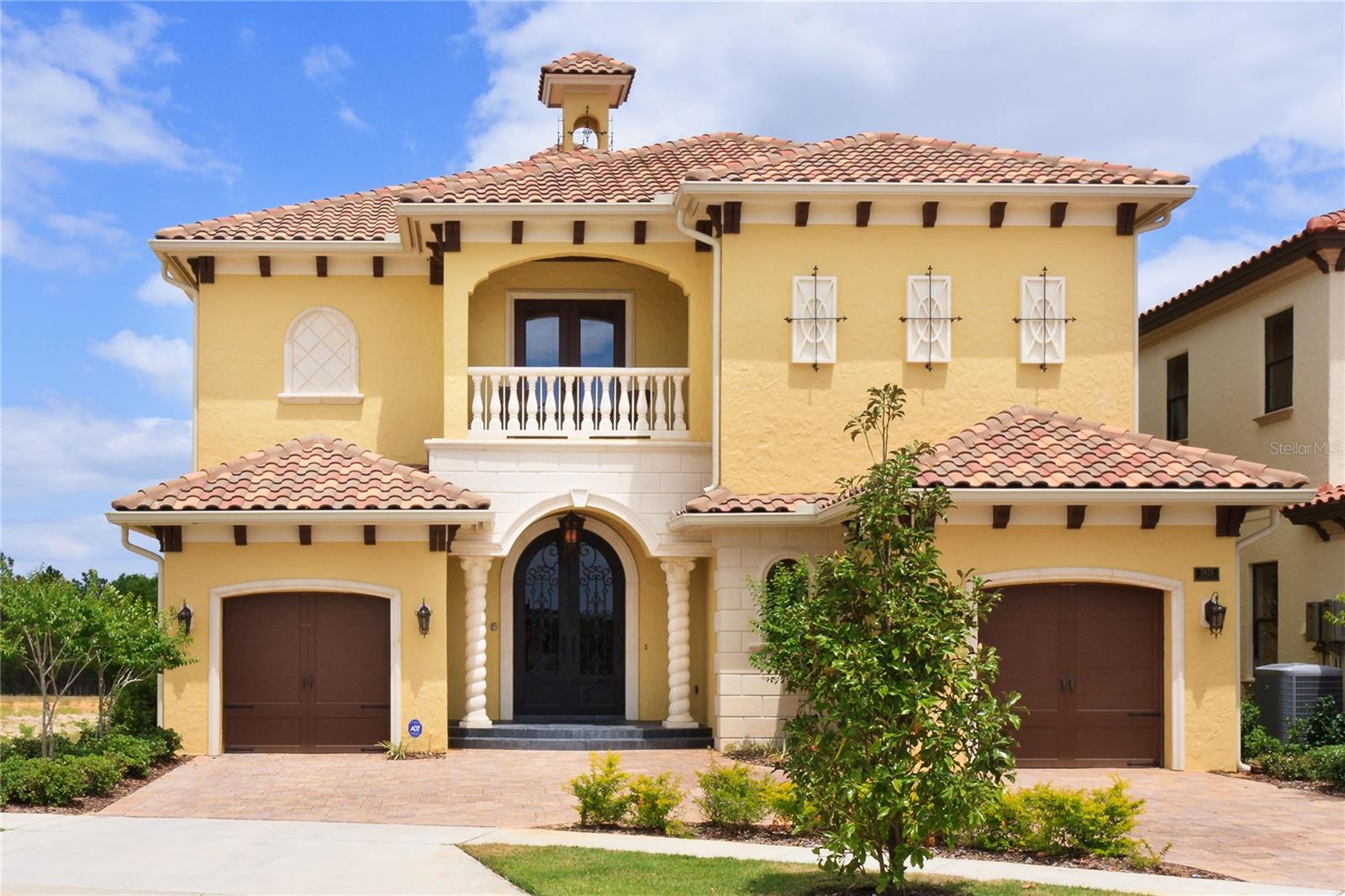 Foto de propiedad en 7825 PALMILLA CT REUNION con MLS# S5136203