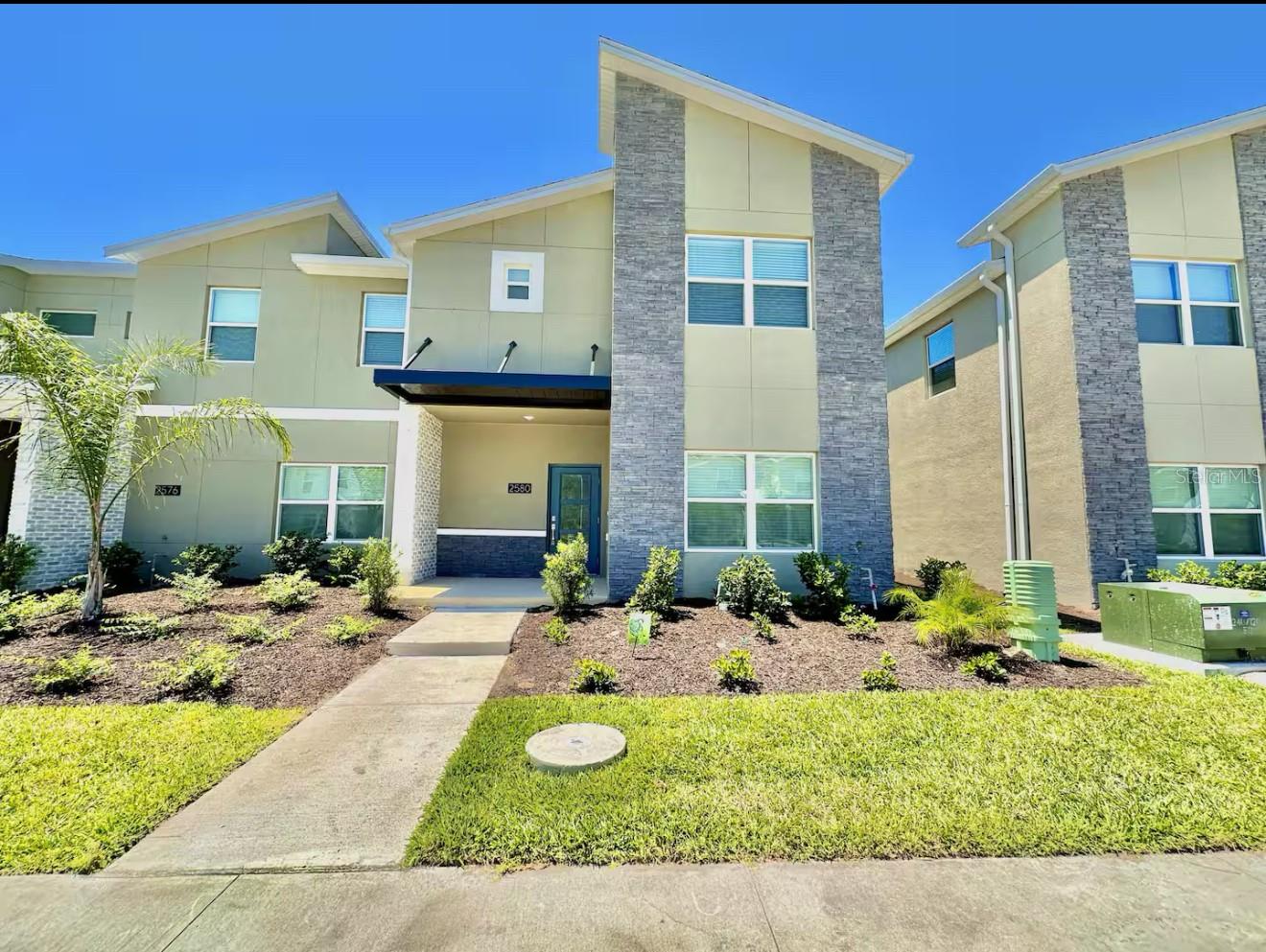 Foto de propiedad en 2580 READING TRL KISSIMMEE con MLS# S5137489