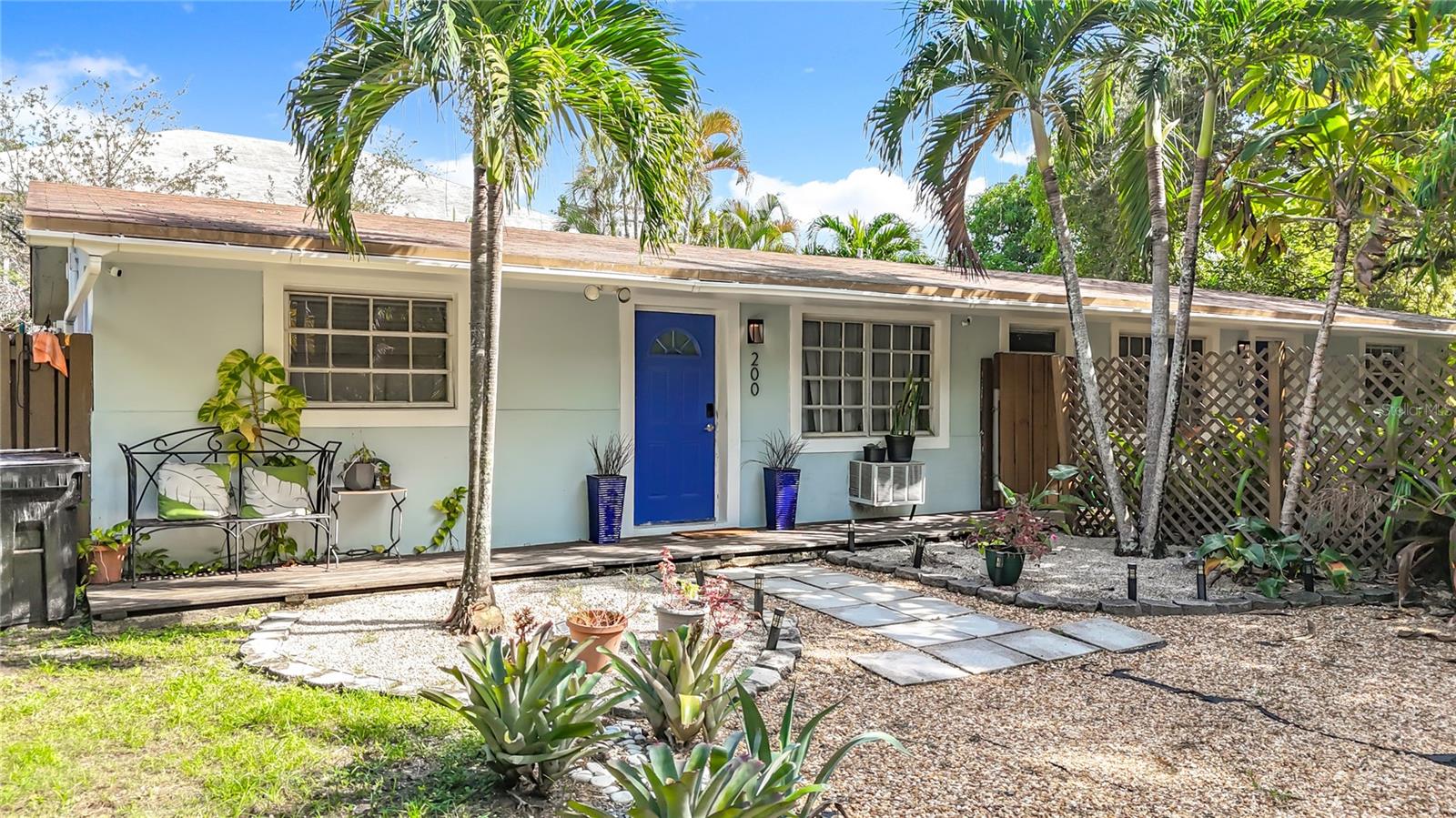 En Venta 200 SW 9TH AVE #1-2, FORT LAUDERDALE, FL 33312