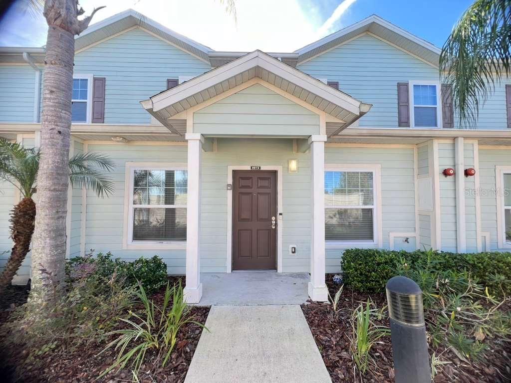 Foto de propiedad en 8919 SHINE DR KISSIMMEE con MLS# S5140136