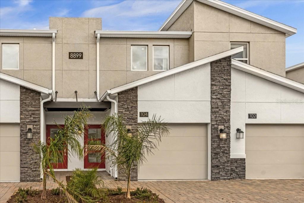 Foto de propiedad en 8899 CABOT CLIFFS DR #104 DAVENPORT con MLS# S5141590