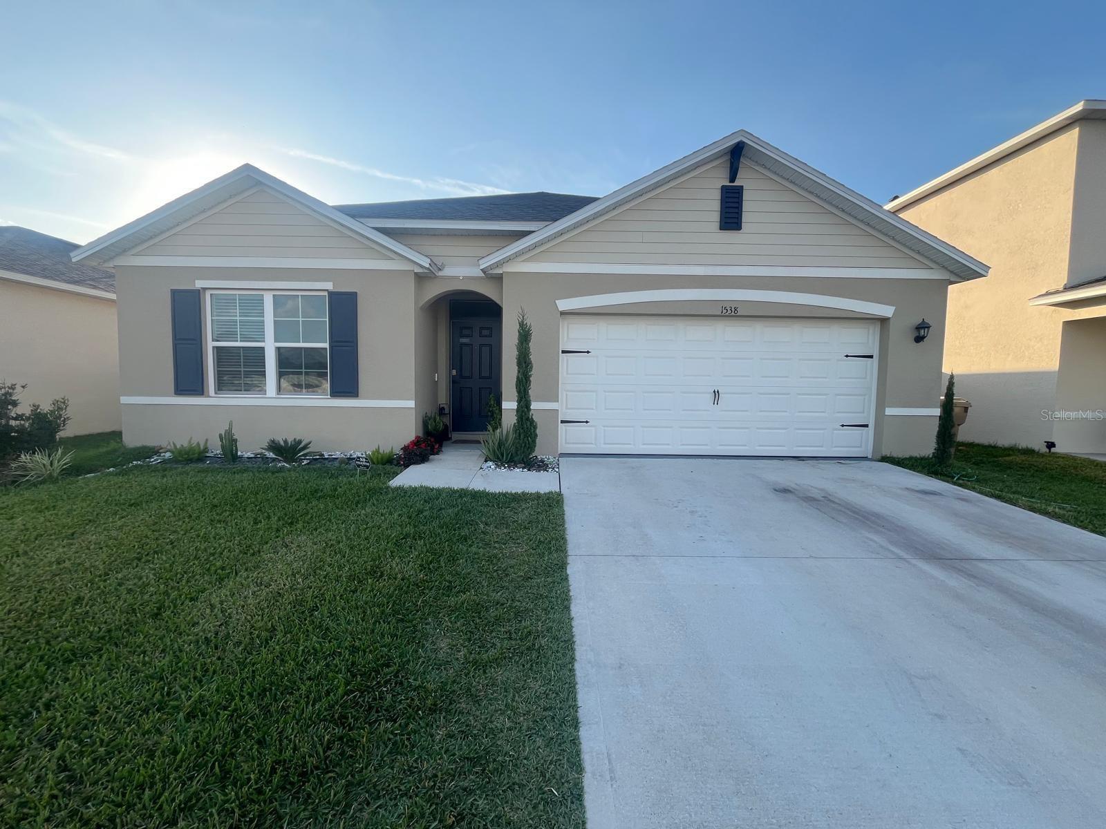 Foto de propiedad en 1538 BITTEROOT ST KISSIMMEE con MLS# S5142228