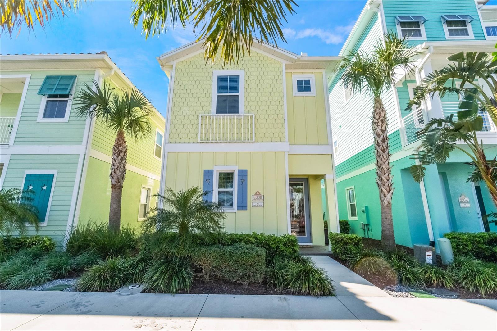 Foto de propiedad en 8008 SANDY TOES WAY KISSIMMEE con MLS# S5142398