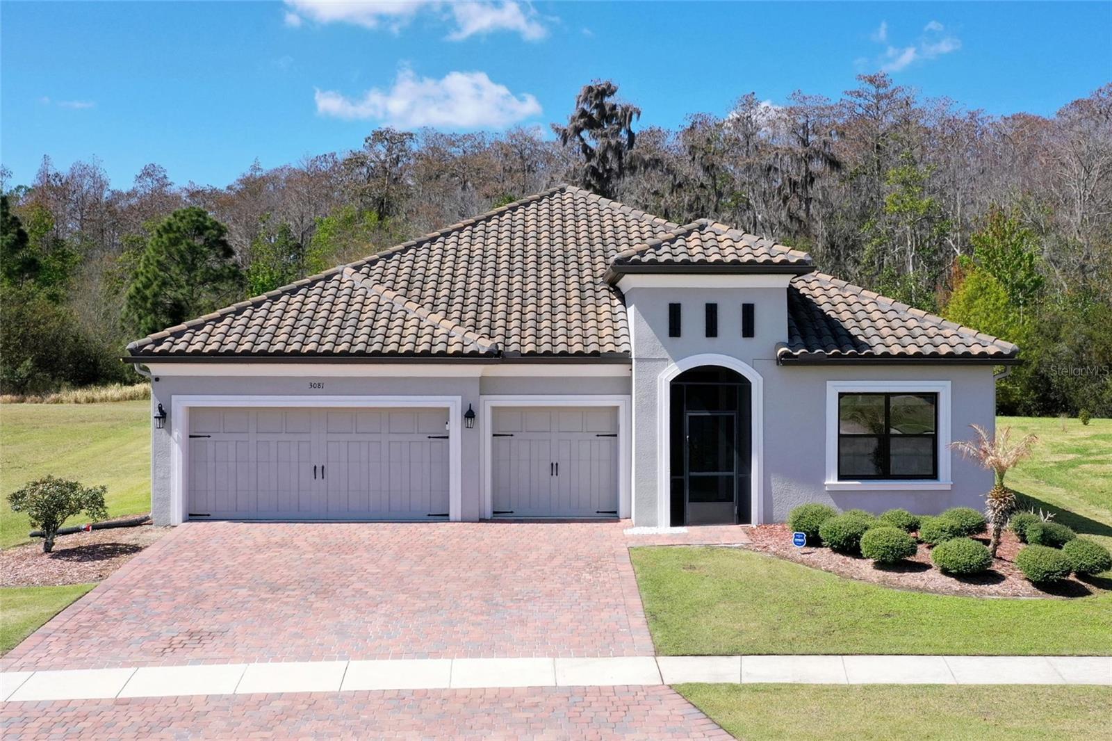 Foto de propiedad en 3081 AGOSTINO TER KISSIMMEE con MLS# S5144653