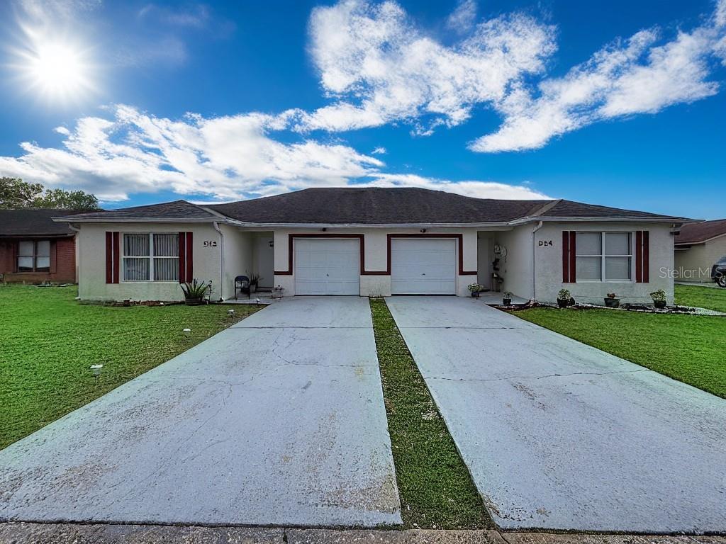 Foto de propiedad en 522-524 IMPERIAL PL KISSIMMEE con MLS# S5145714